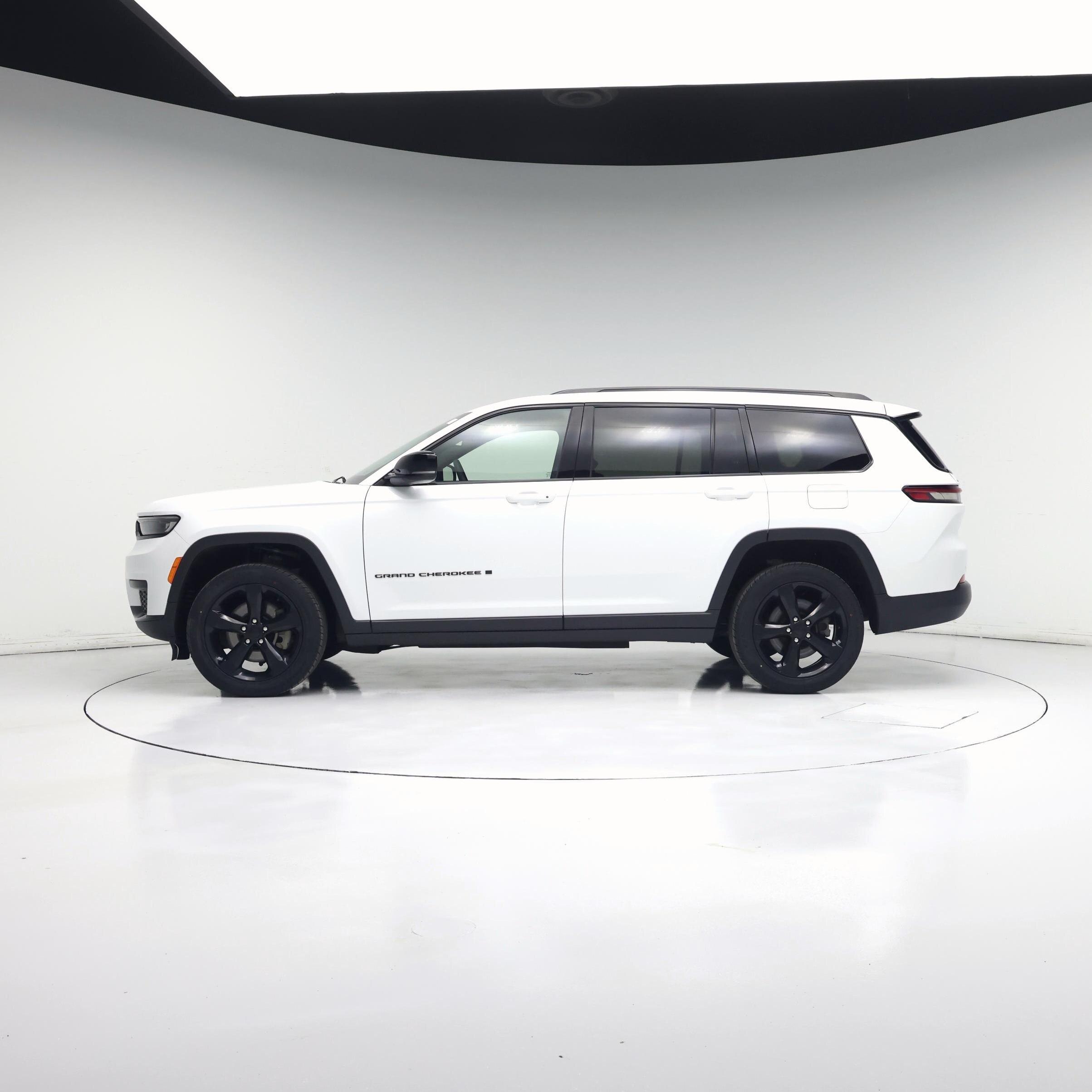 Thumbnail: 2023 Jeep Grand Cherokee L - 3