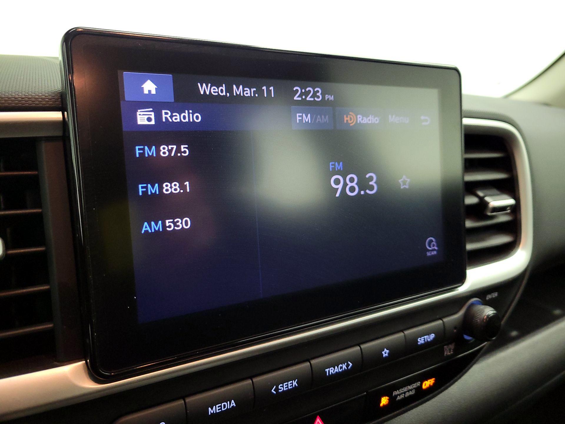 Thumbnail: 2022 Hyundai Venue - 13