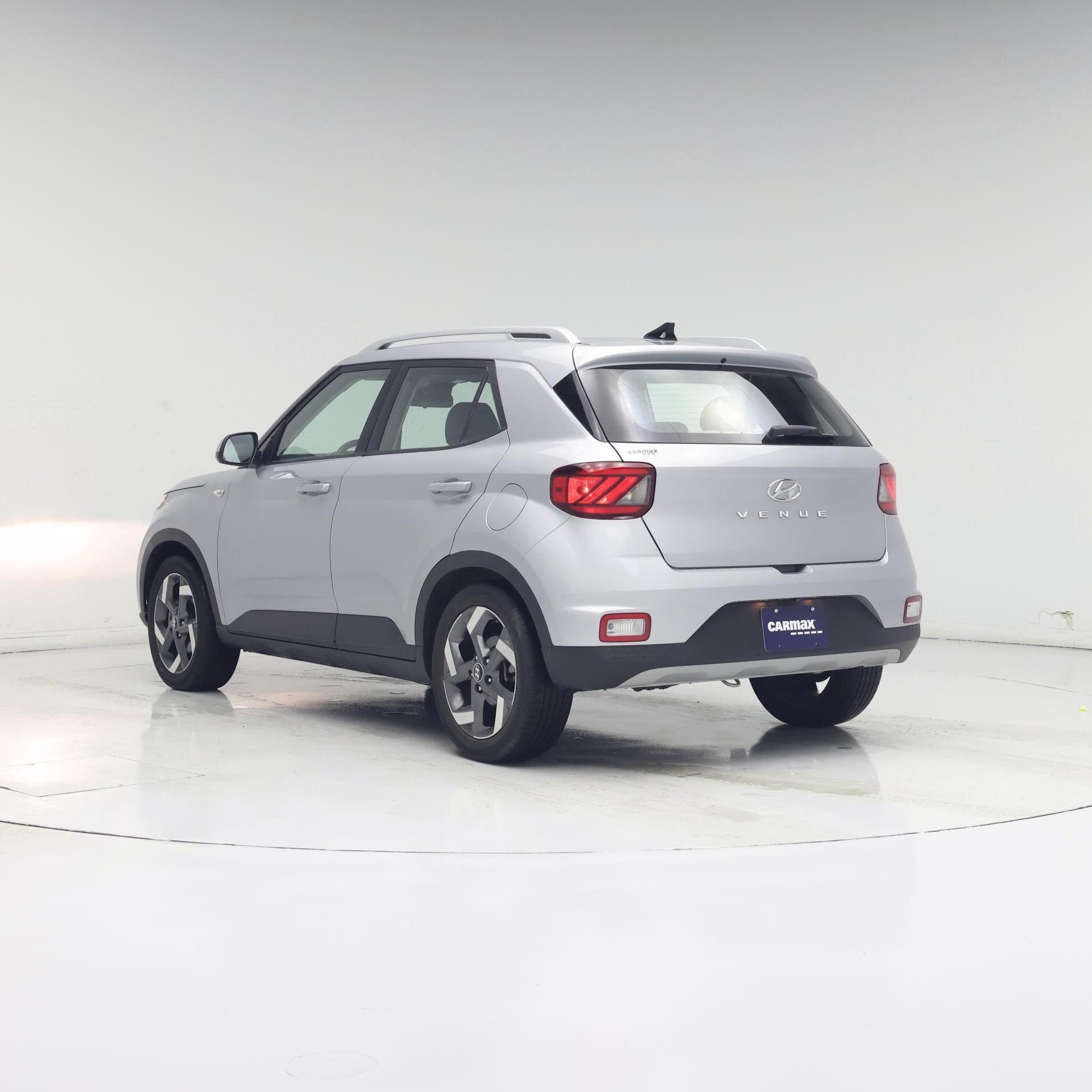 Thumbnail: 2022 Hyundai Venue - 2