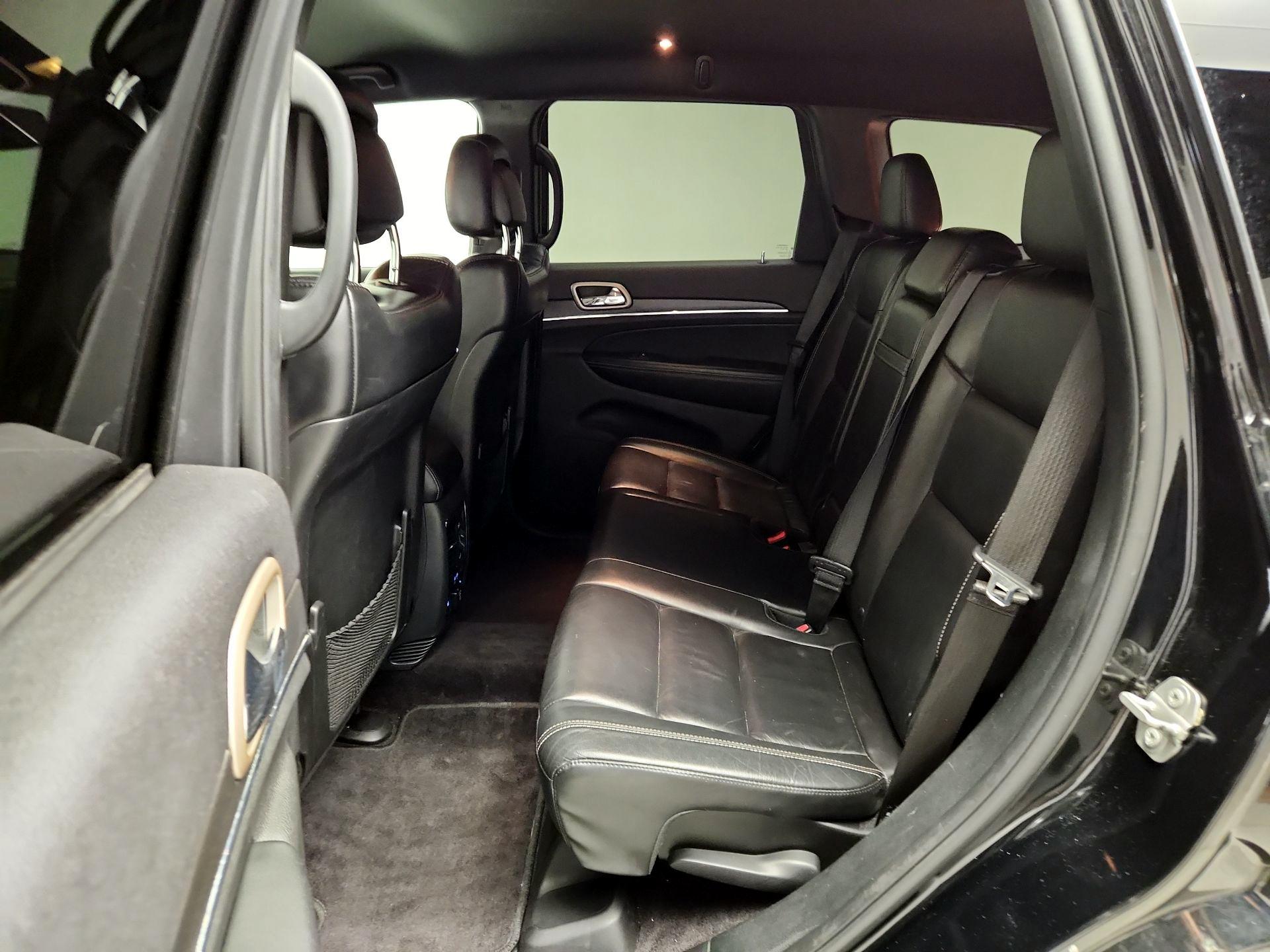 Thumbnail: 2017 Jeep Grand Cherokee - 20