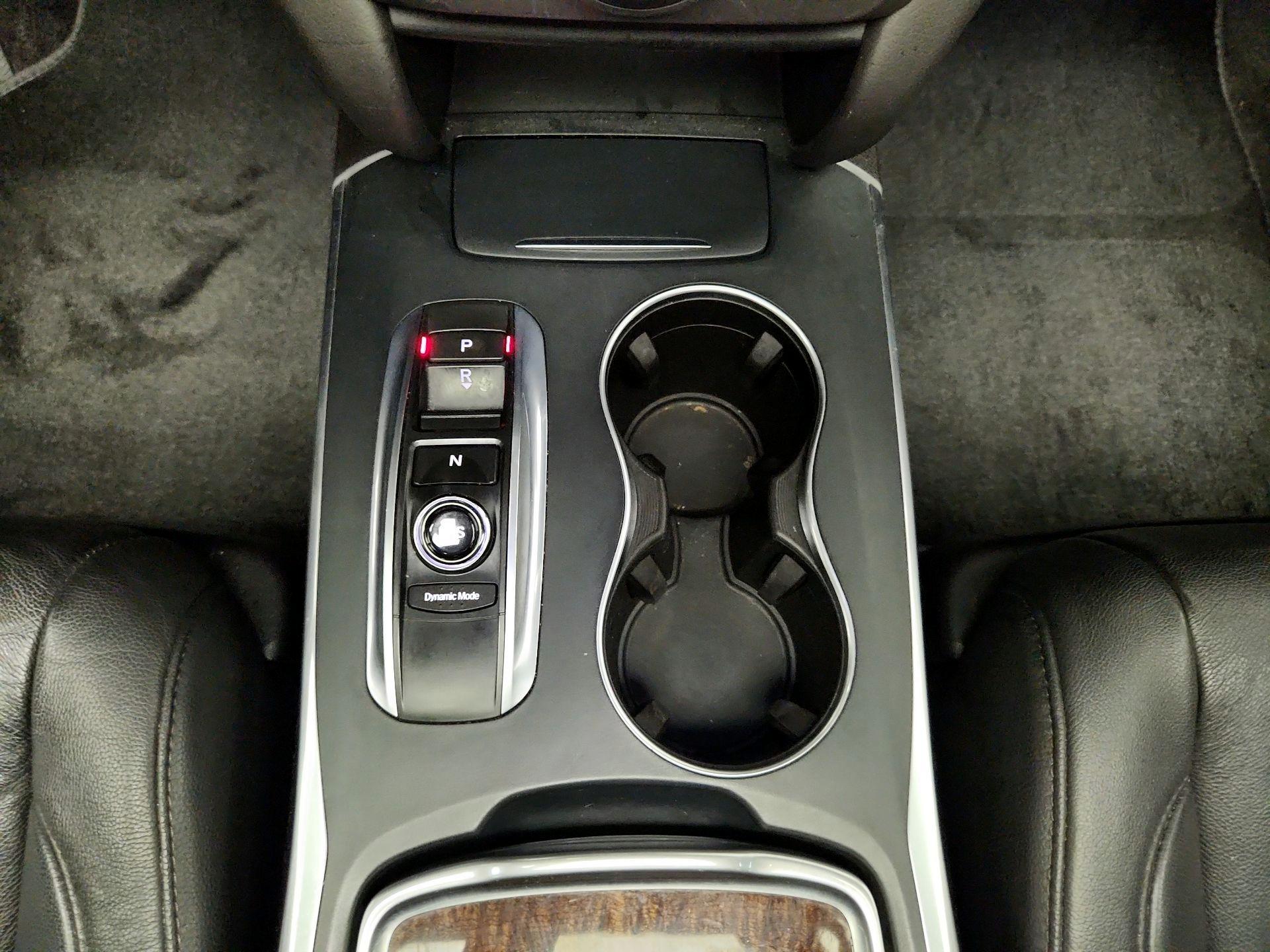 Thumbnail: 2018 Acura MDX - 17