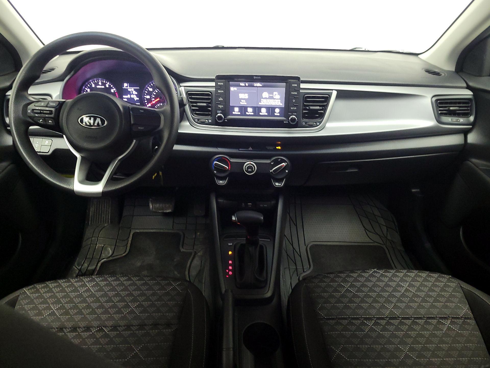 Thumbnail: 2020 Kia Rio - 9