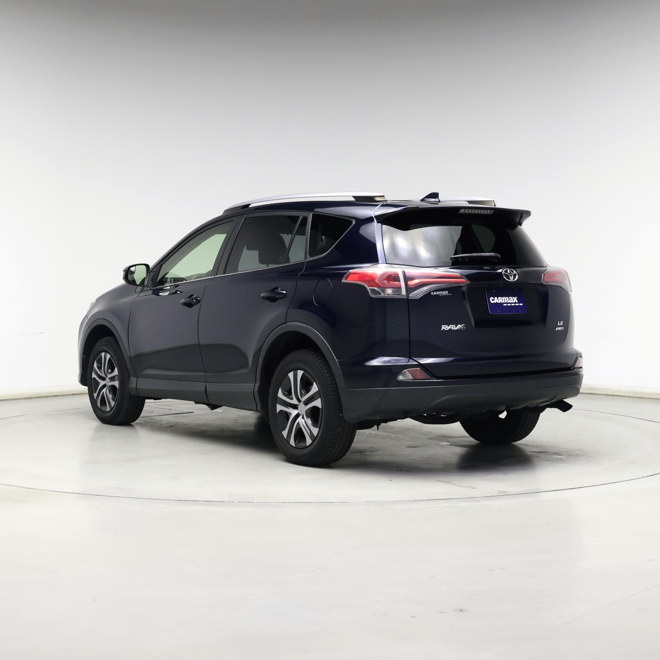 Thumbnail: 2018 Toyota RAV4 - 2