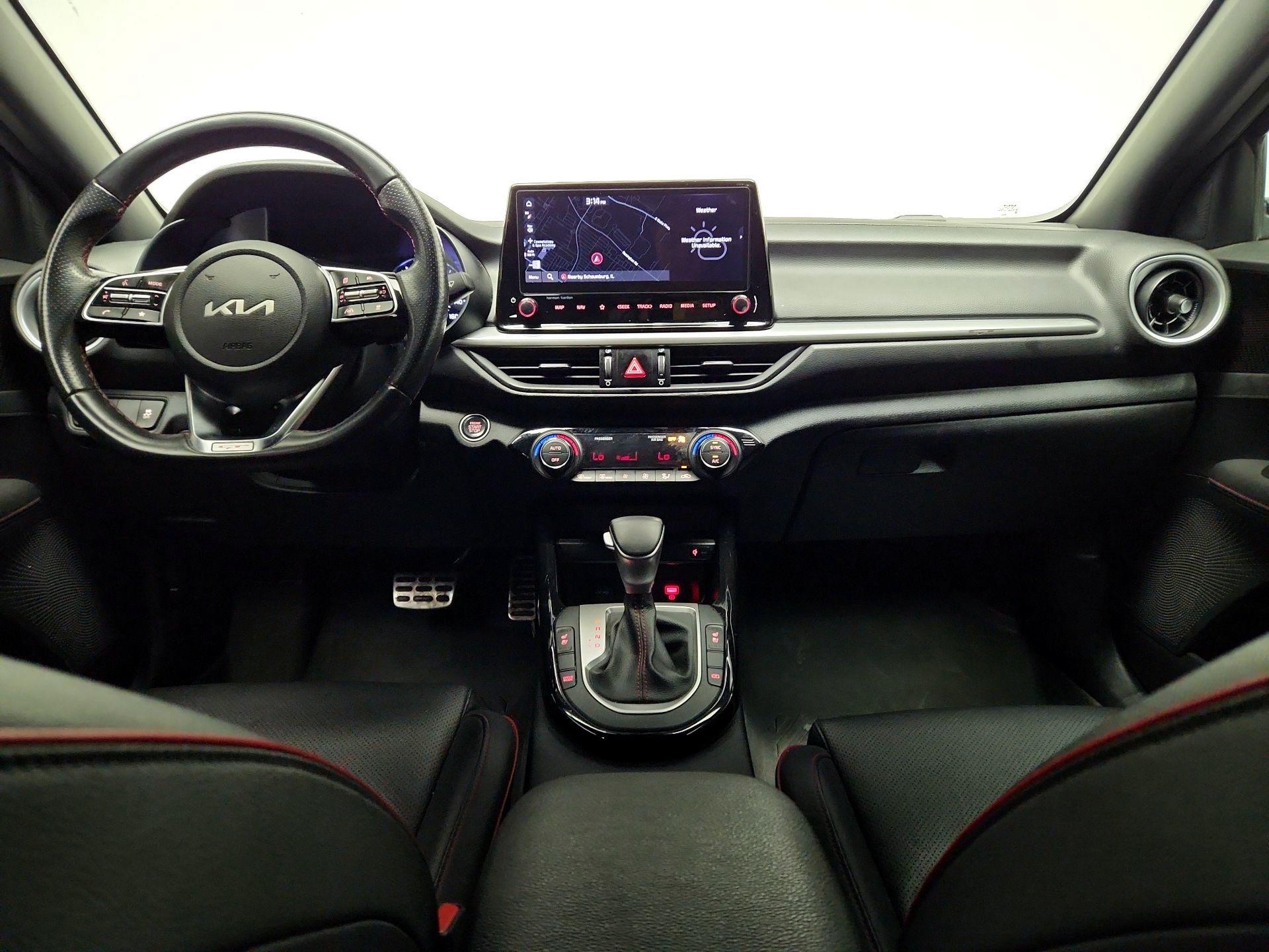 Thumbnail: 2024 Kia Forte - 9