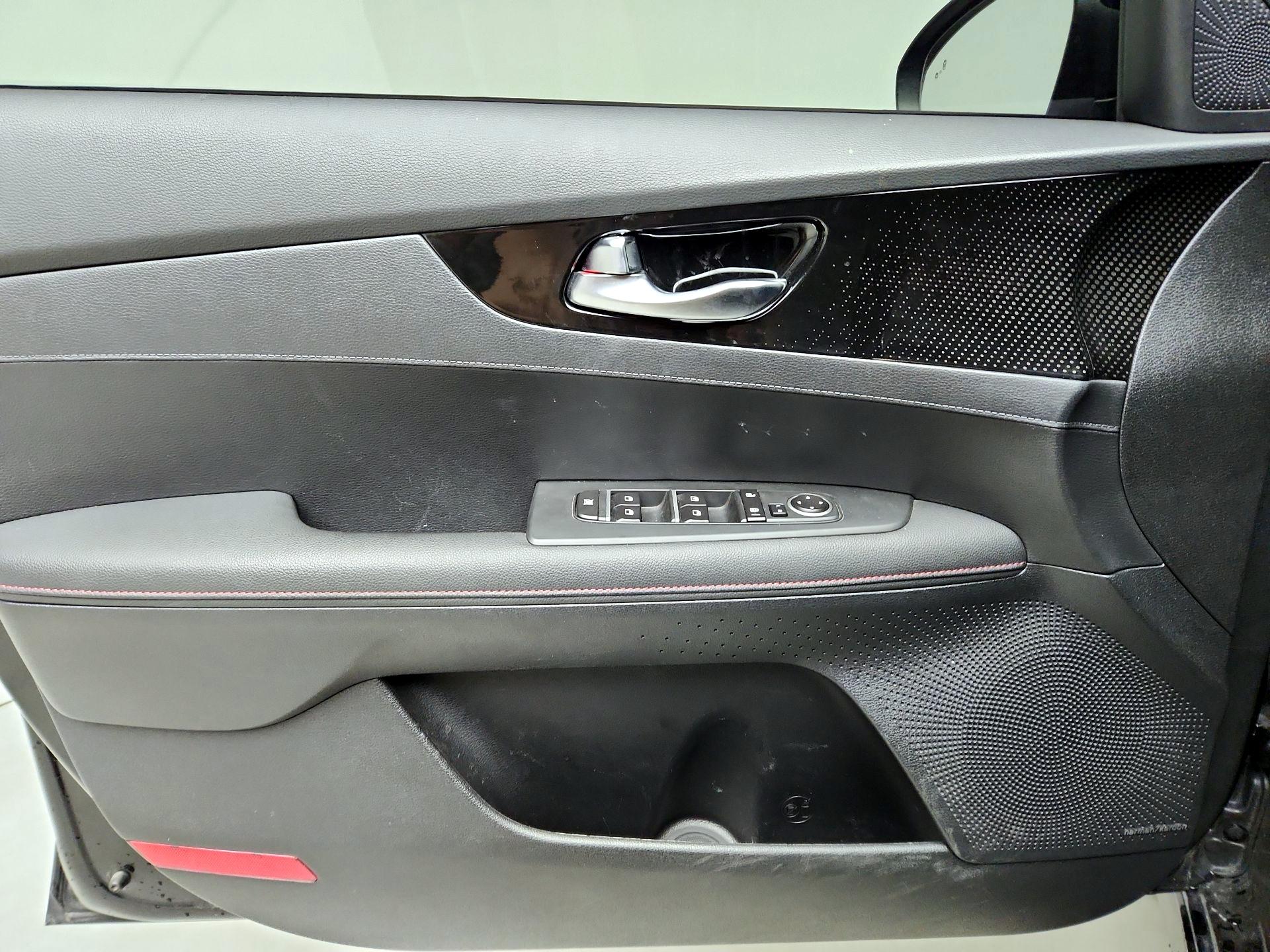 Thumbnail: 2024 Kia Forte - 12