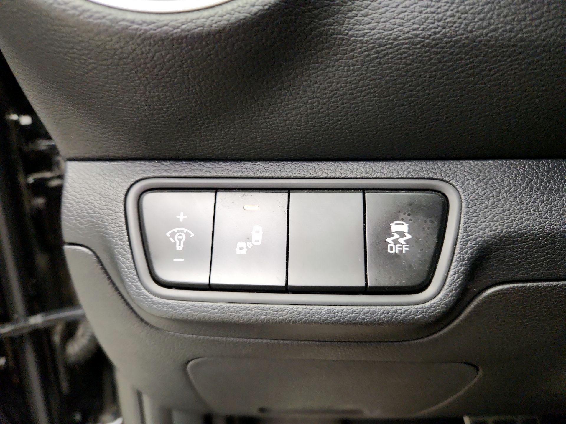 Thumbnail: 2024 Kia Forte - 13