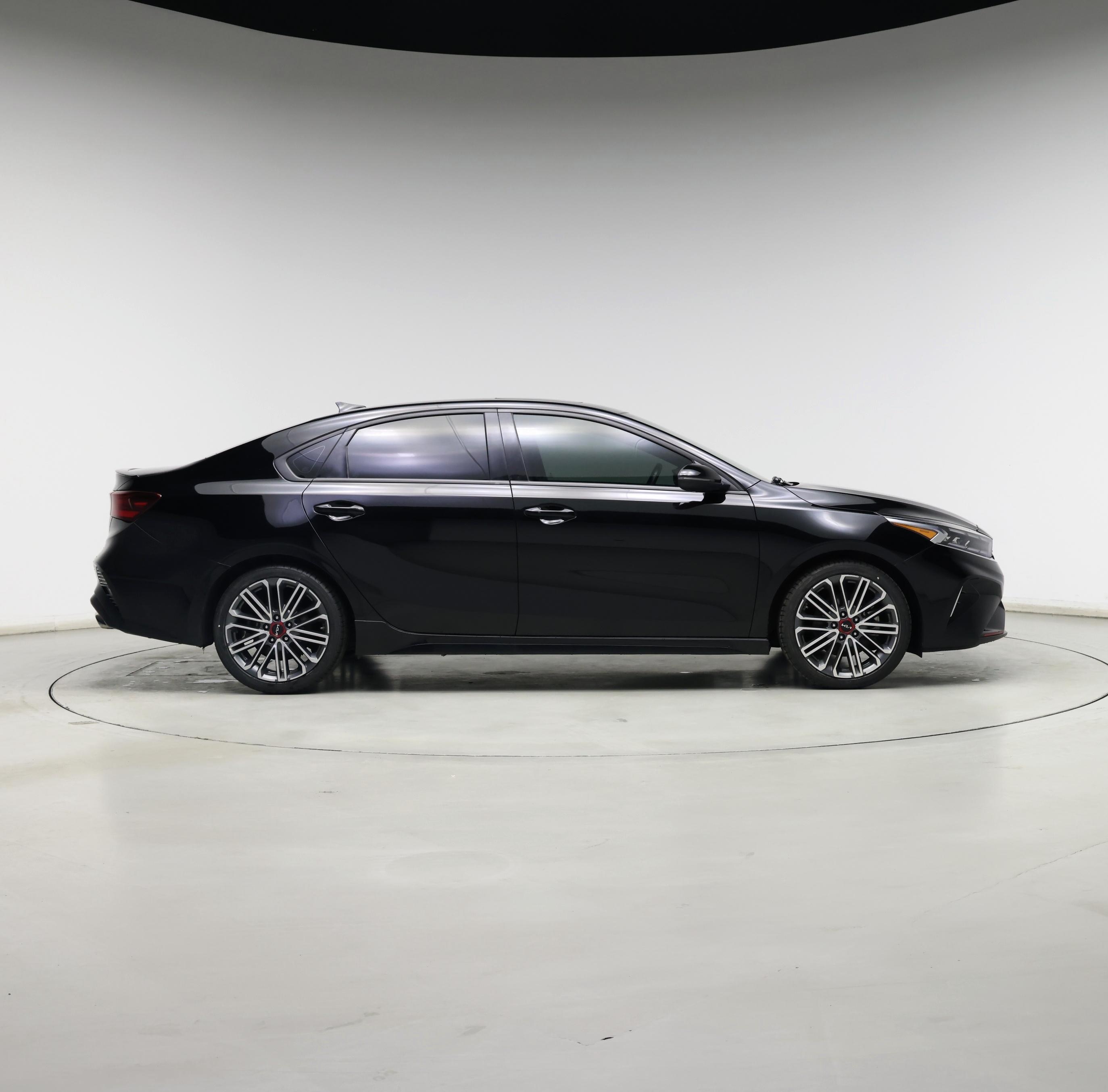 Thumbnail: 2024 Kia Forte - 7