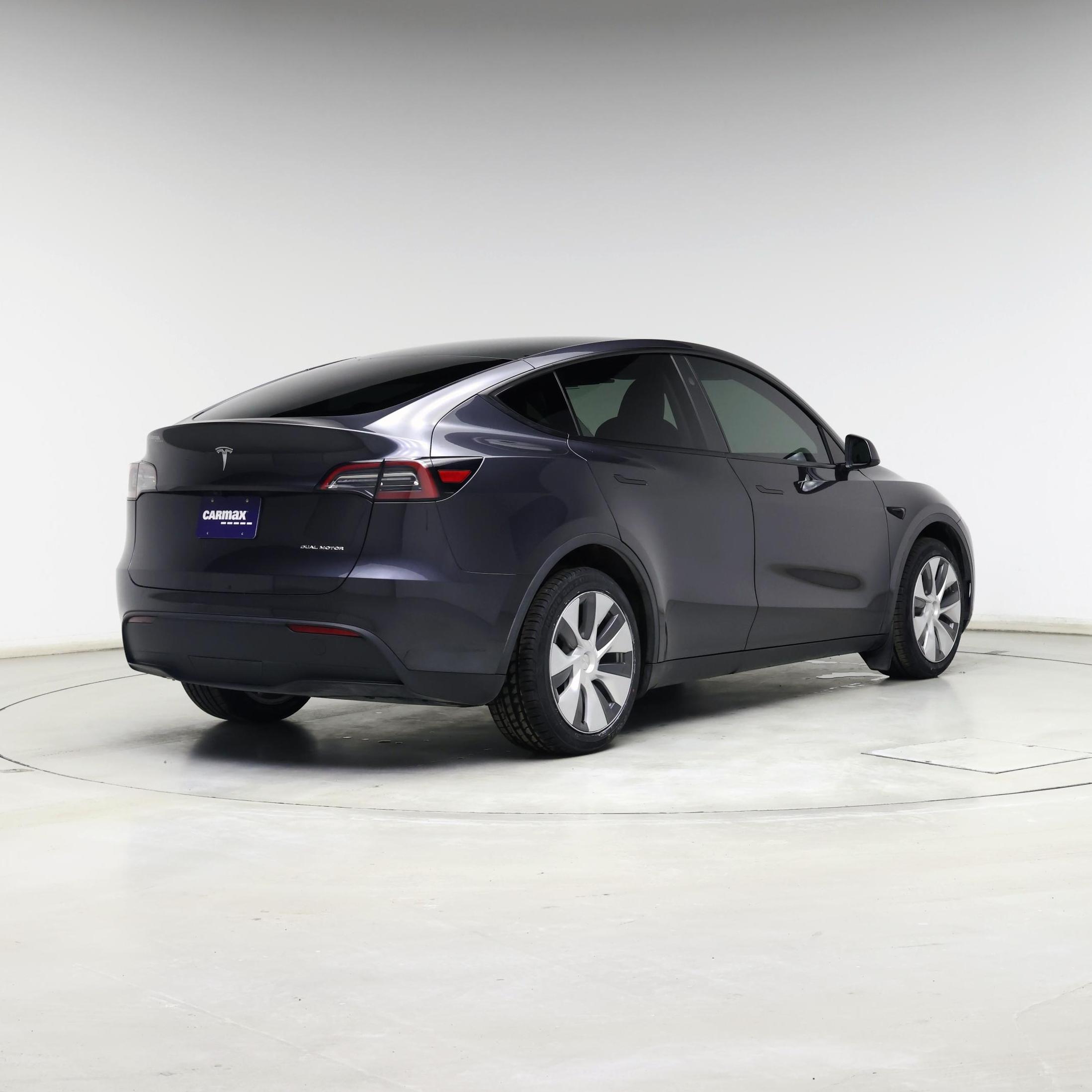 Thumbnail: 2024 Tesla Model Y - 8