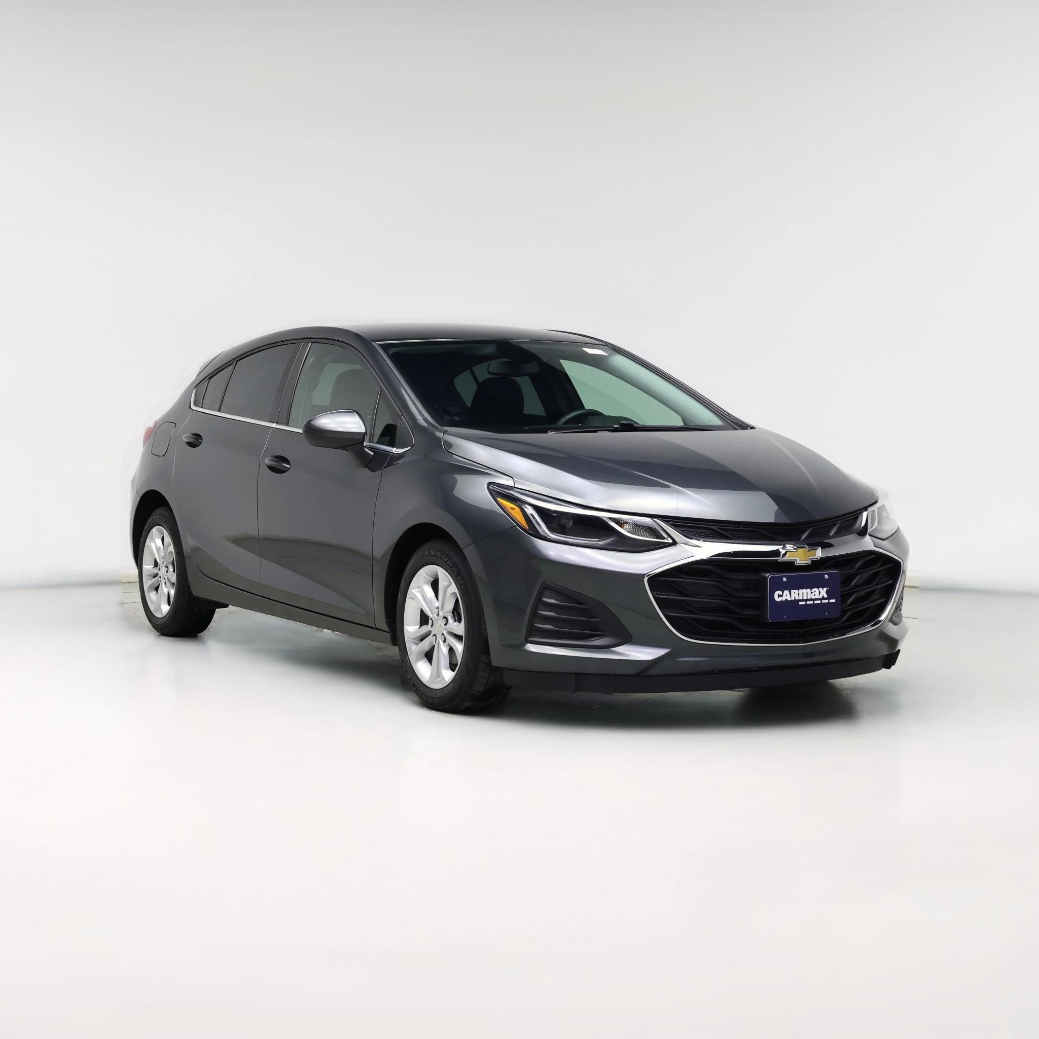 Thumbnail: 2019 Chevrolet Cruze - 1