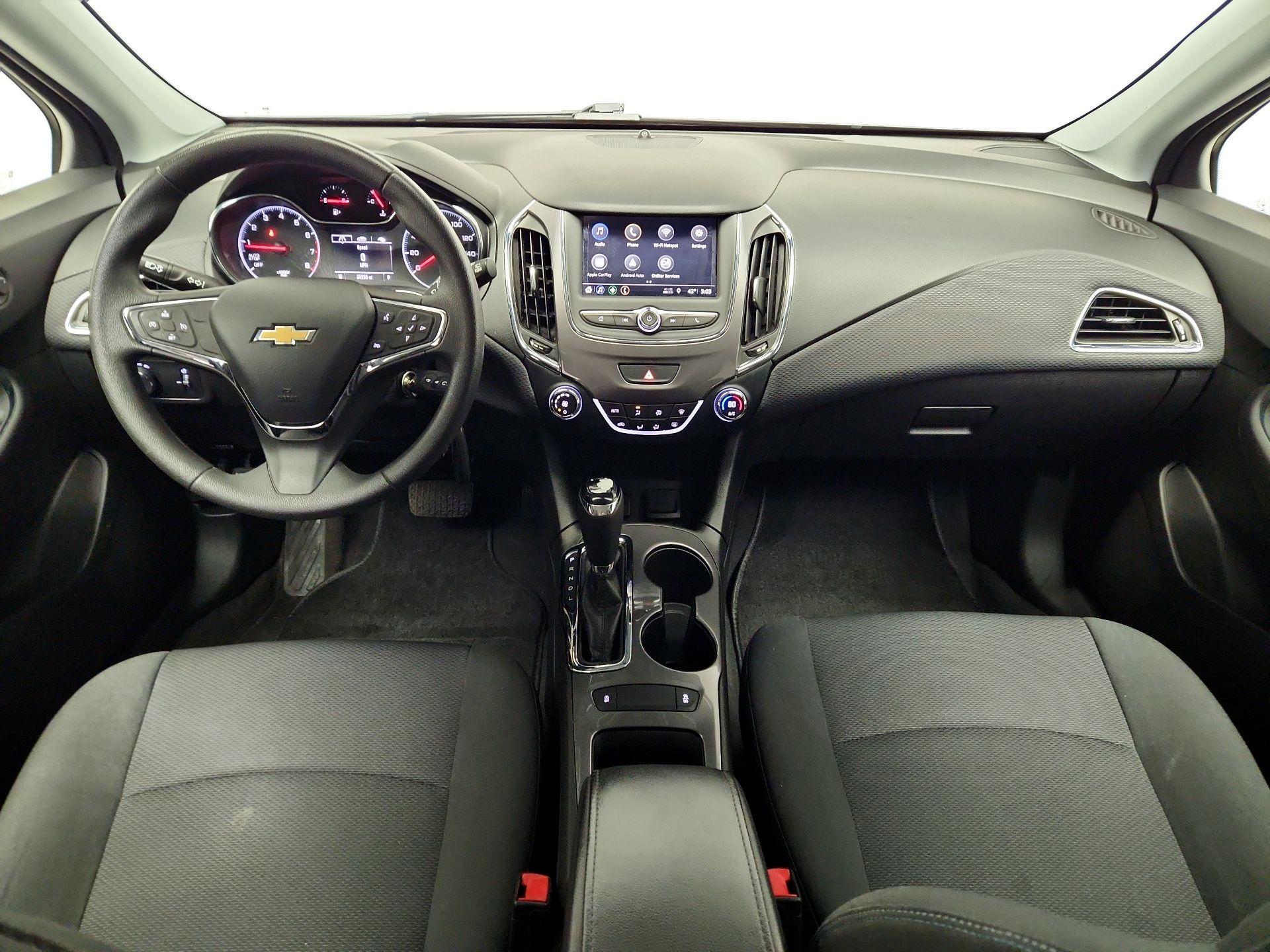 Thumbnail: 2019 Chevrolet Cruze - 9