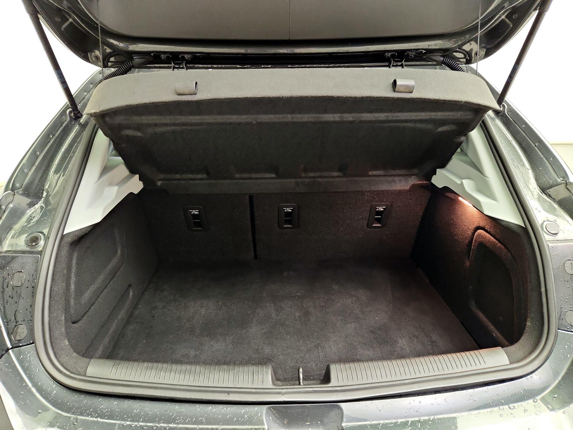 Thumbnail: 2019 Chevrolet Cruze - 20