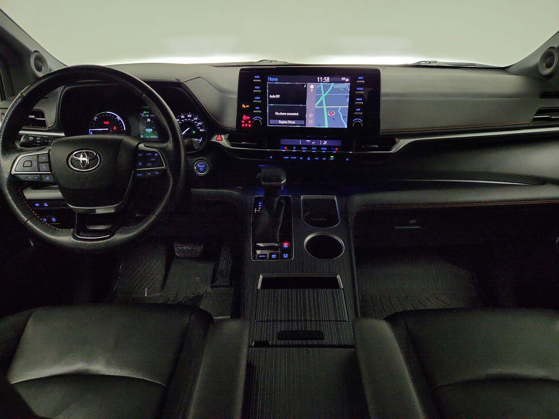 Thumbnail: 2022 Toyota Sienna - 9