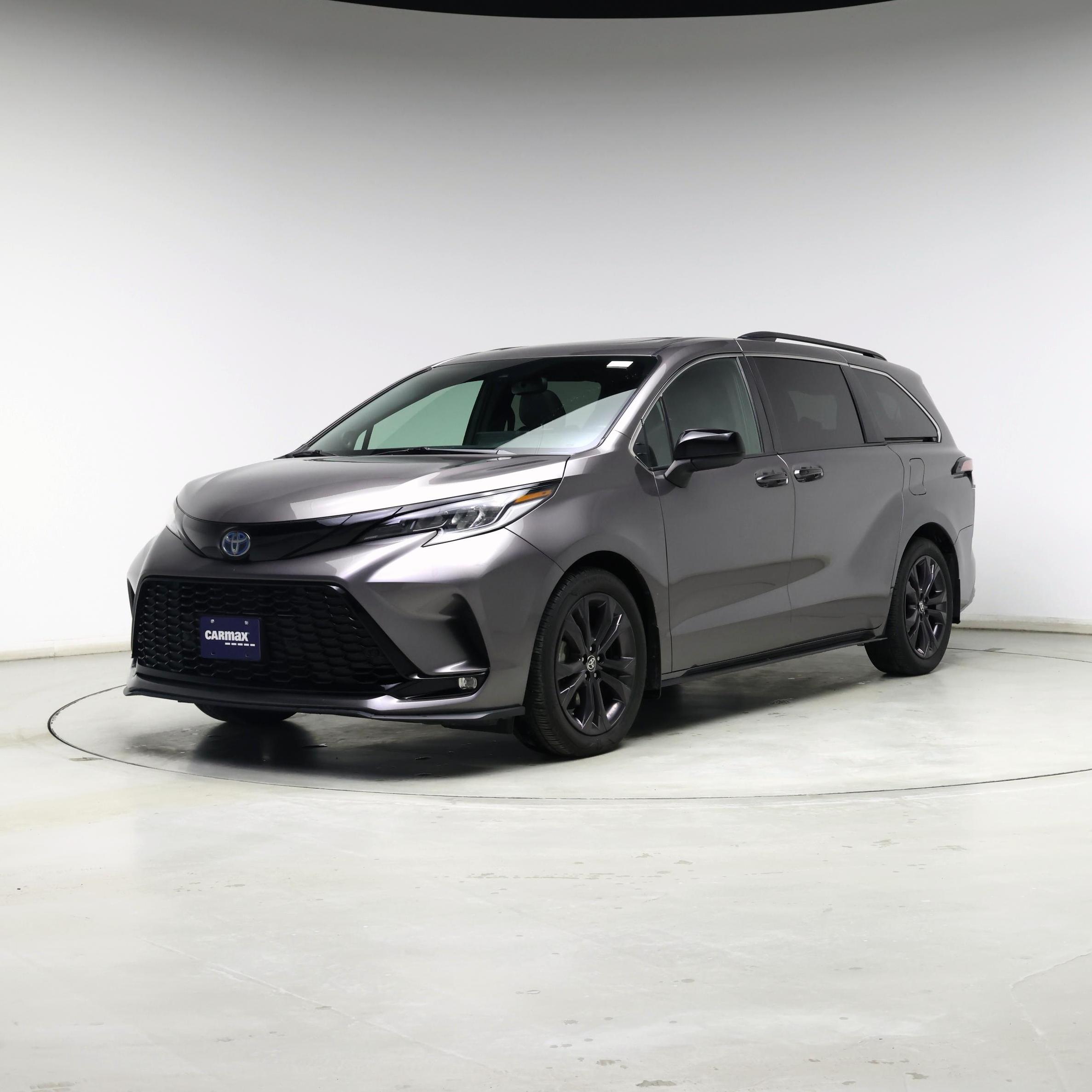 Thumbnail: 2022 Toyota Sienna - 4