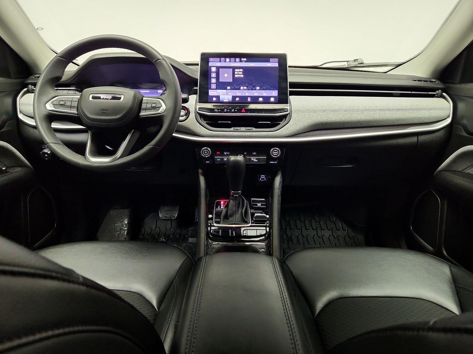 Thumbnail: 2022 Jeep Compass - 9