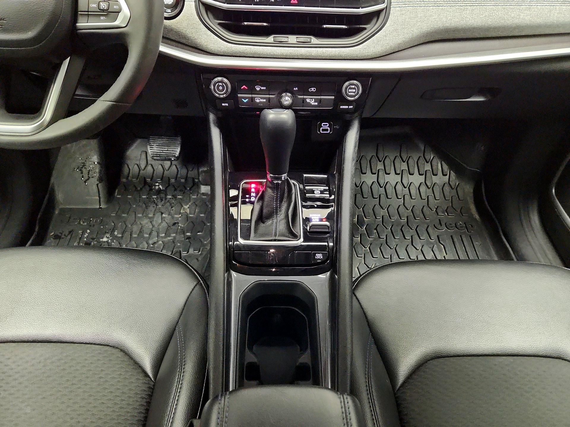 Thumbnail: 2022 Jeep Compass - 17