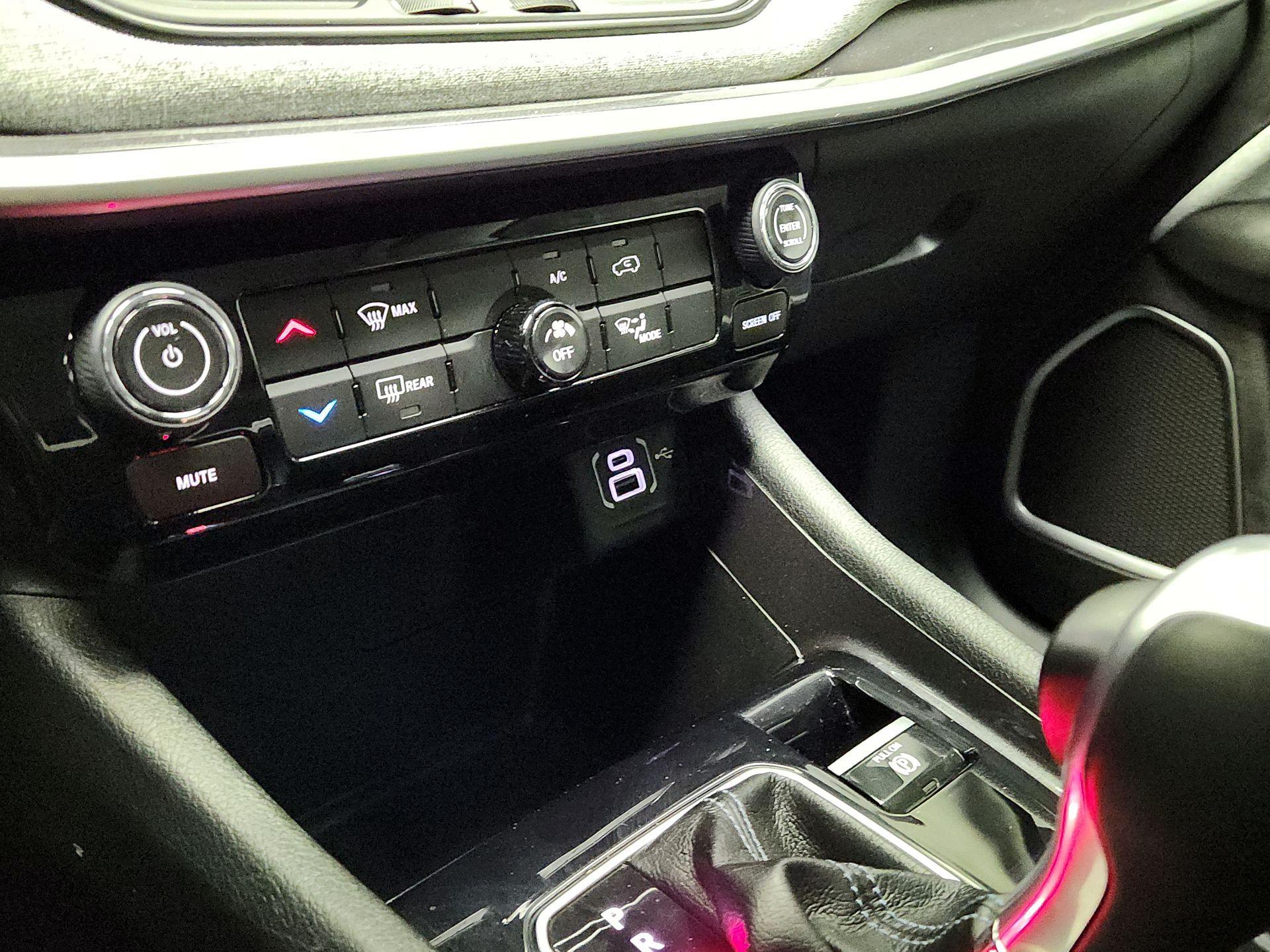 Thumbnail: 2022 Jeep Compass - 18