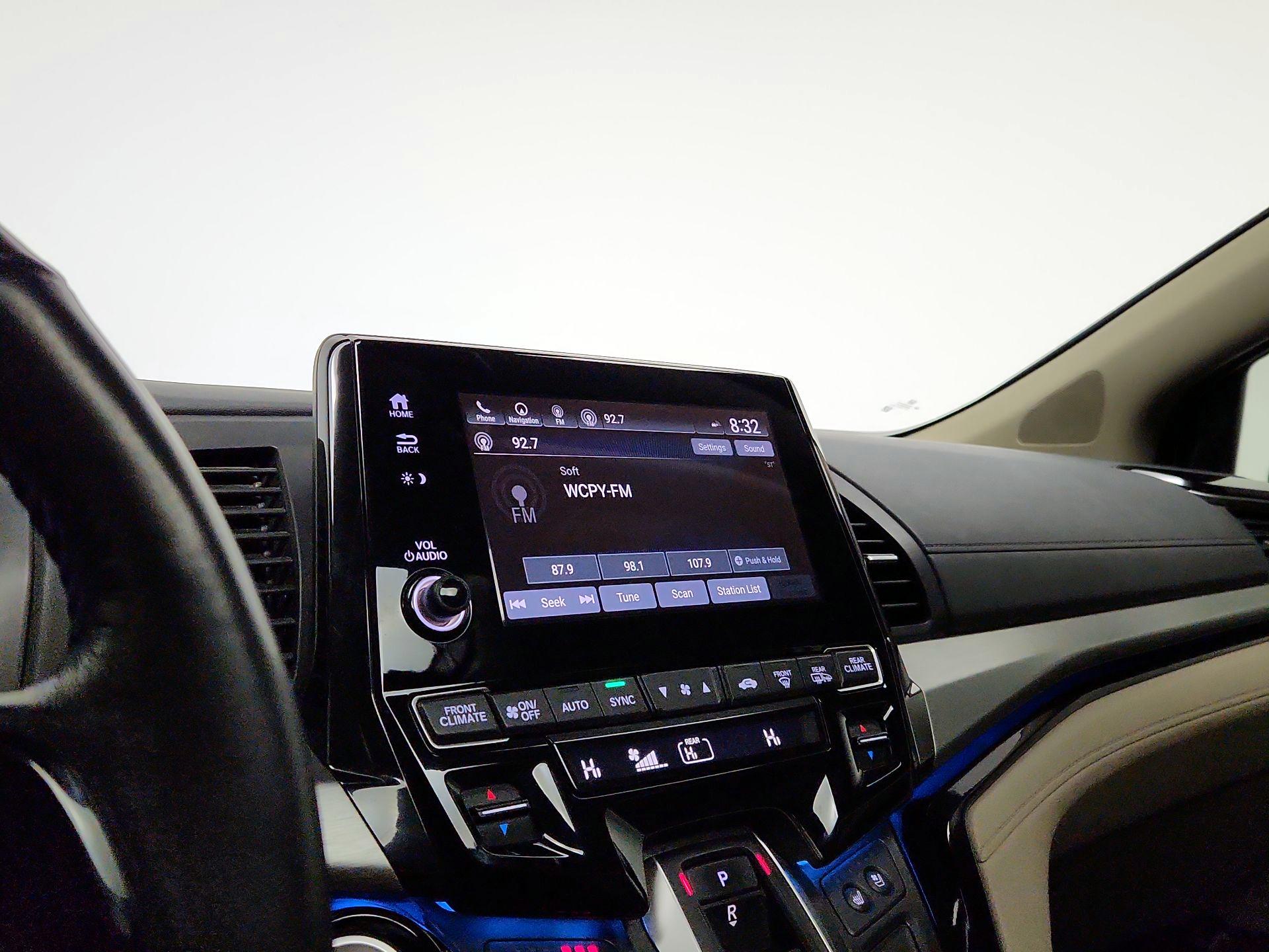 Thumbnail: 2019 Honda Odyssey - 16