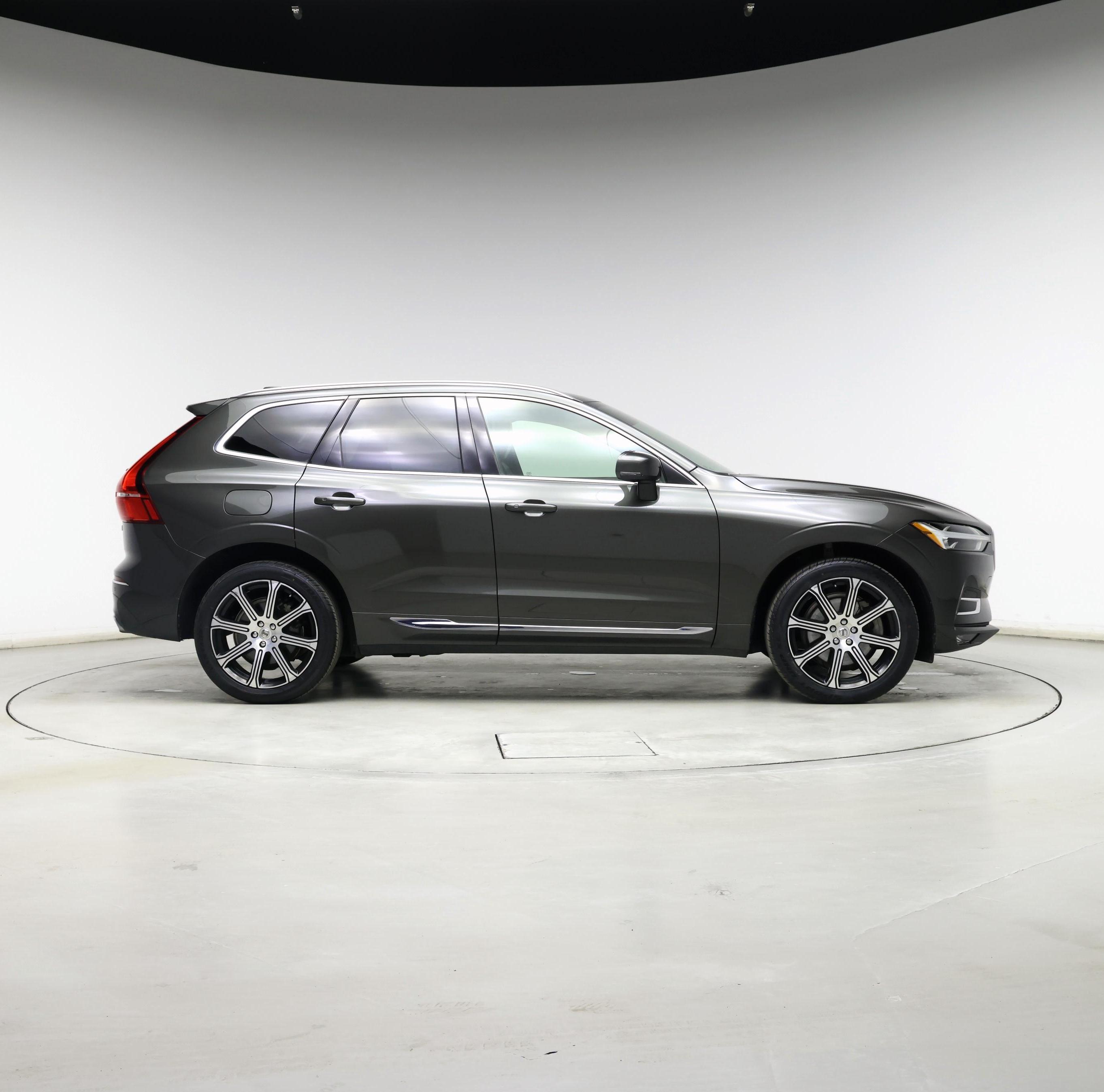Thumbnail: 2021 Volvo XC60 - 7