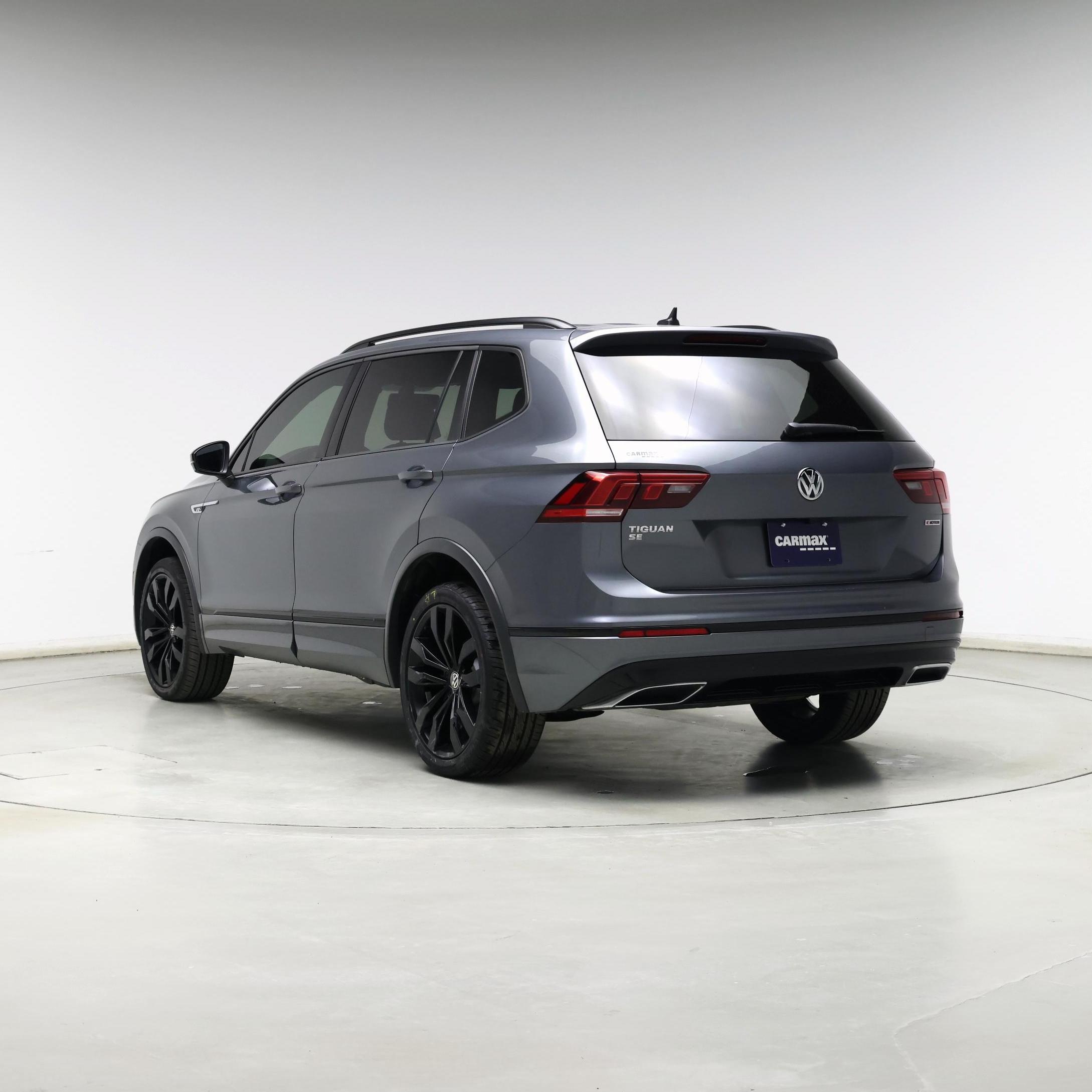 Thumbnail: 2020 Volkswagen Tiguan - 2