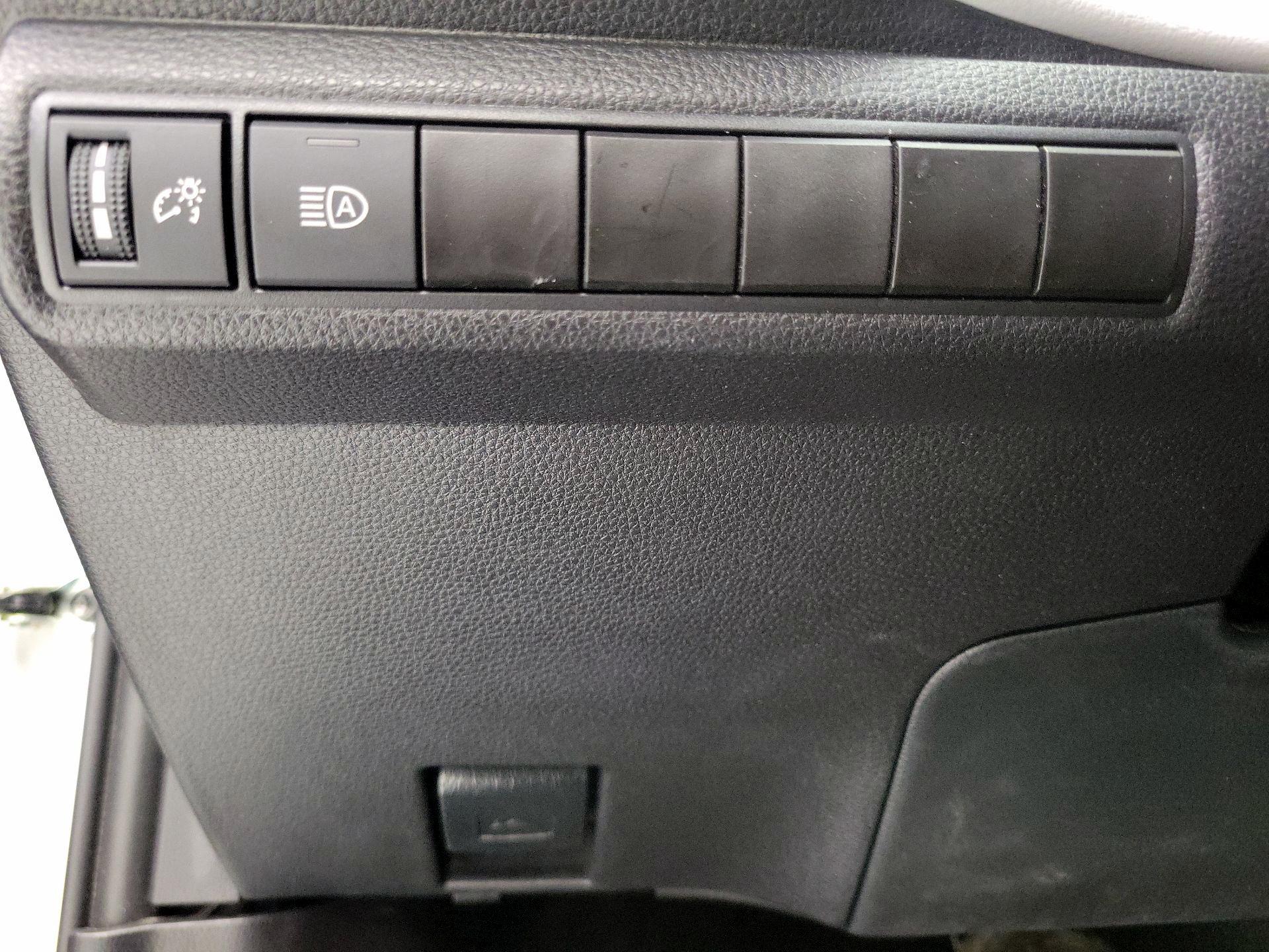 Thumbnail: 2024 Toyota Corolla - 13