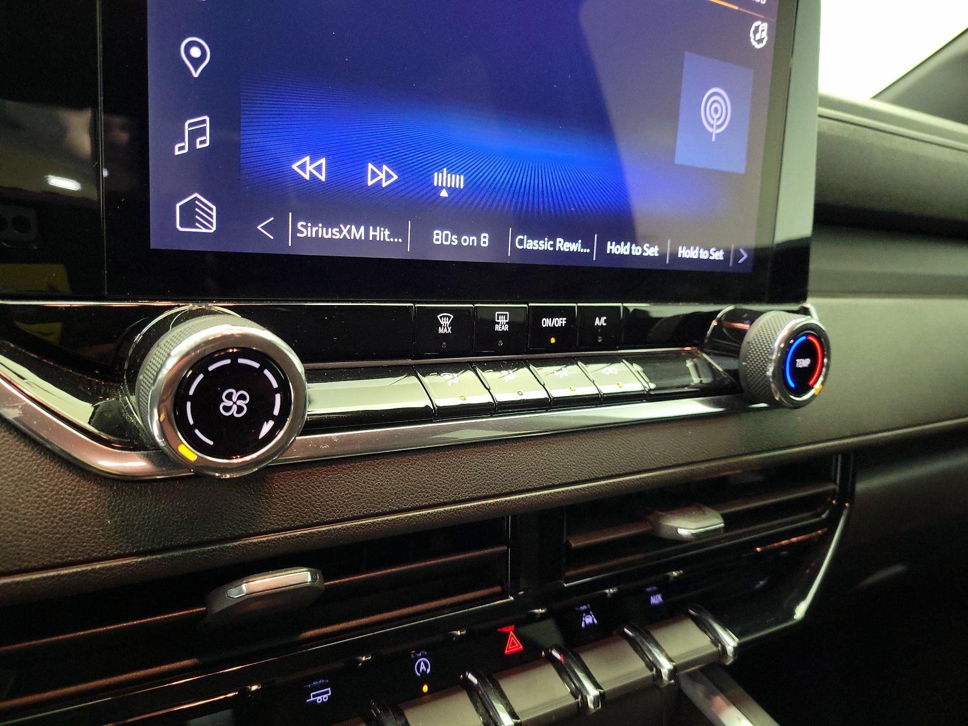 Thumbnail: 2023 Chevrolet Colorado - 15