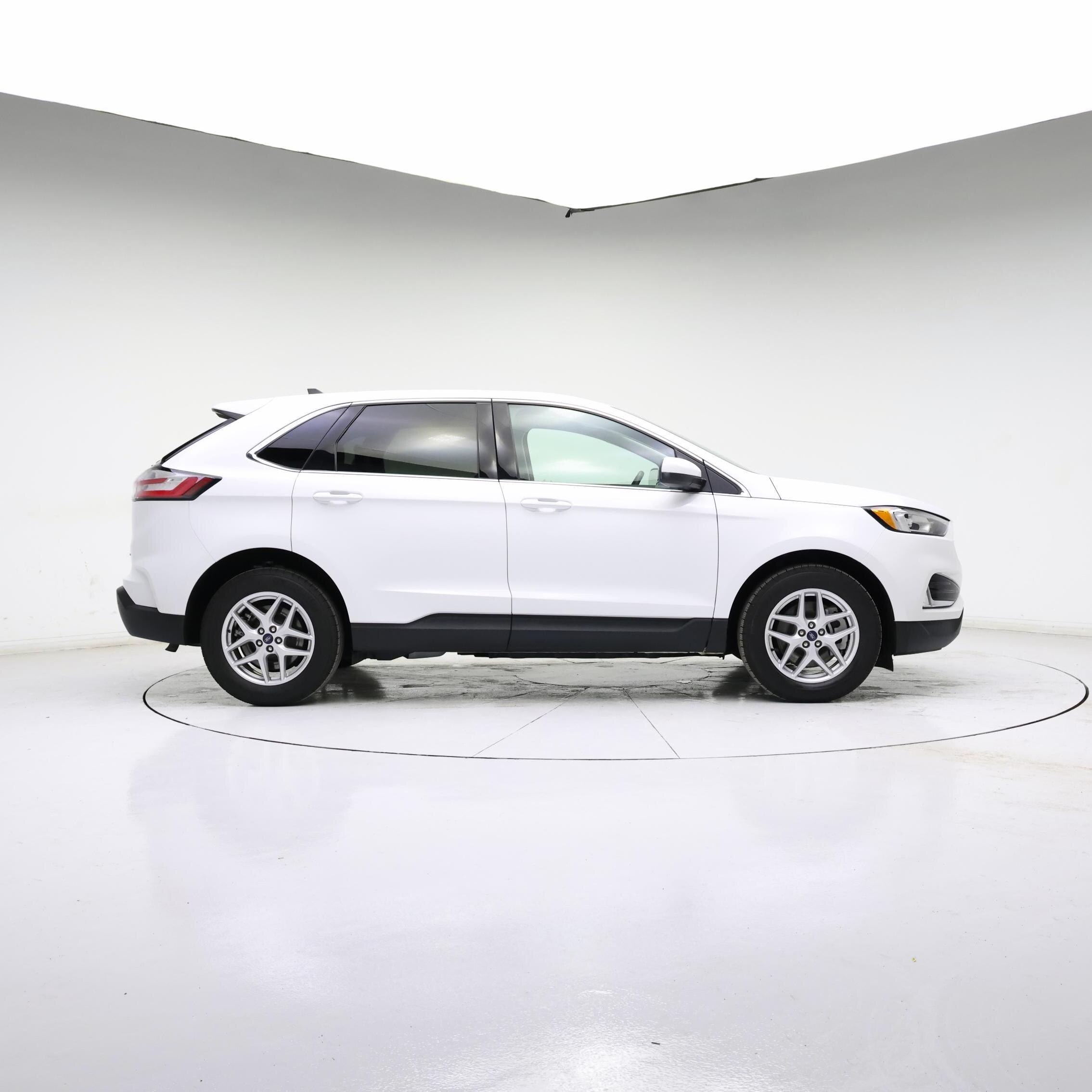 Thumbnail: 2021 Ford Edge - 7