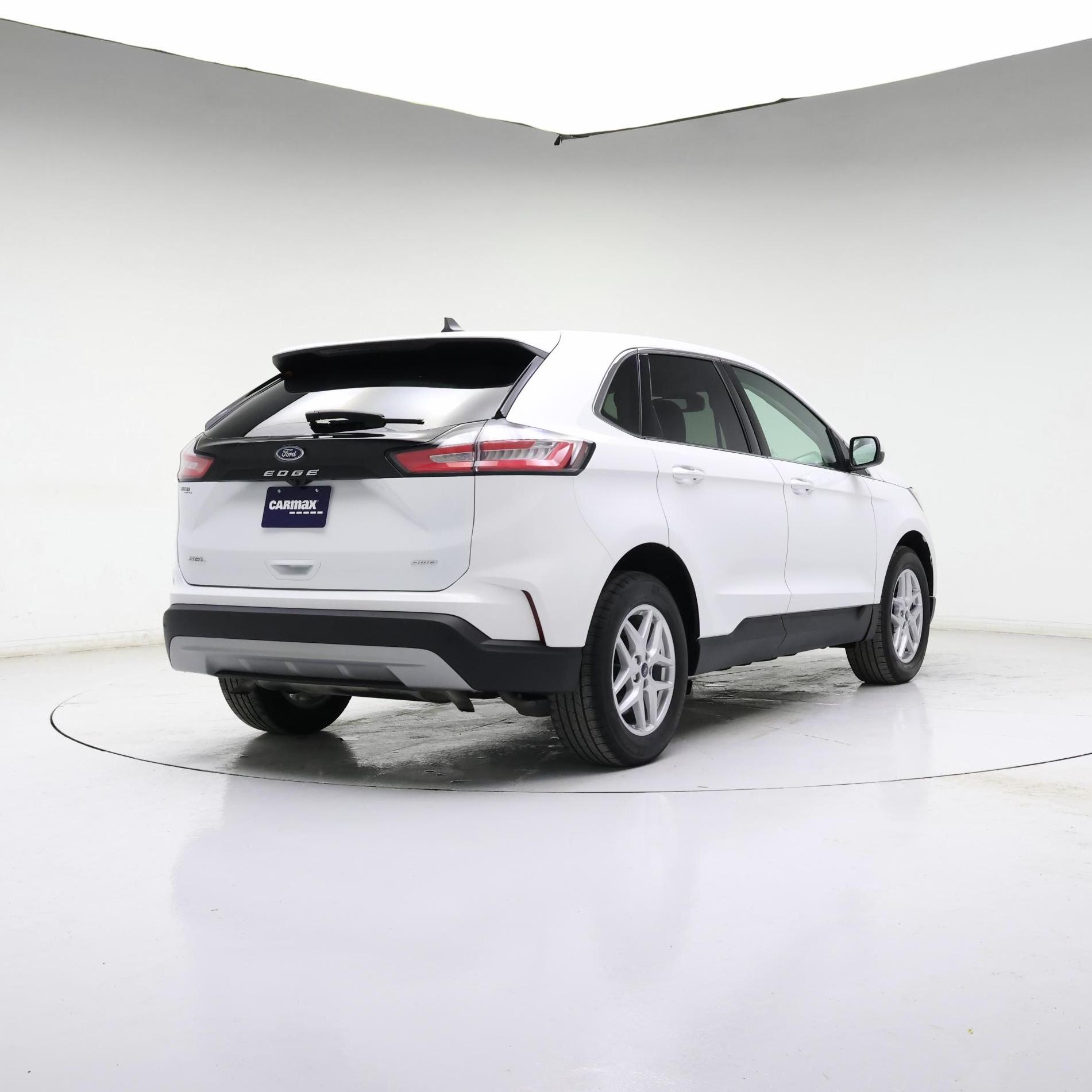 Thumbnail: 2021 Ford Edge - 8