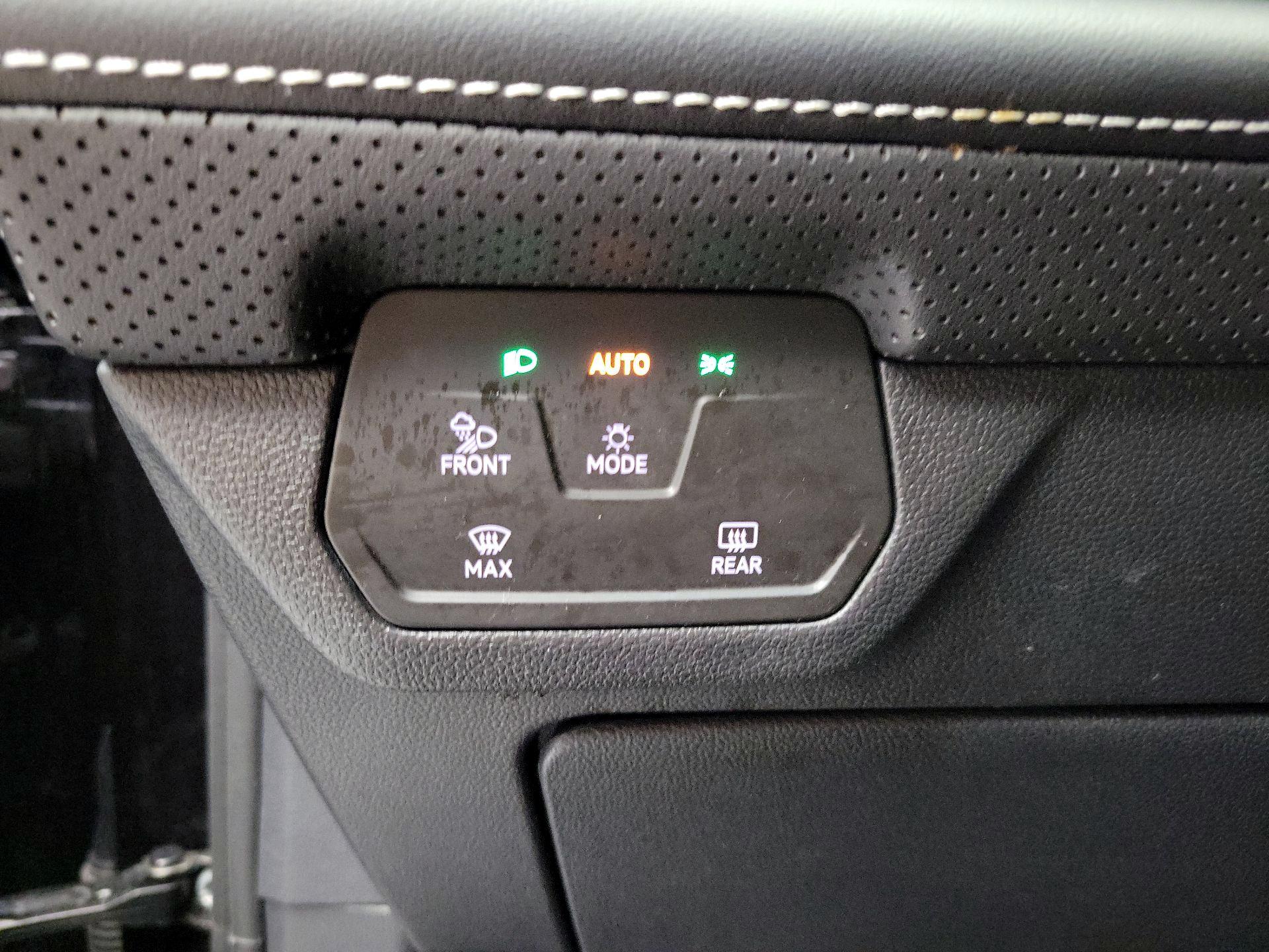 Thumbnail: 2024 Volkswagen Atlas - 13