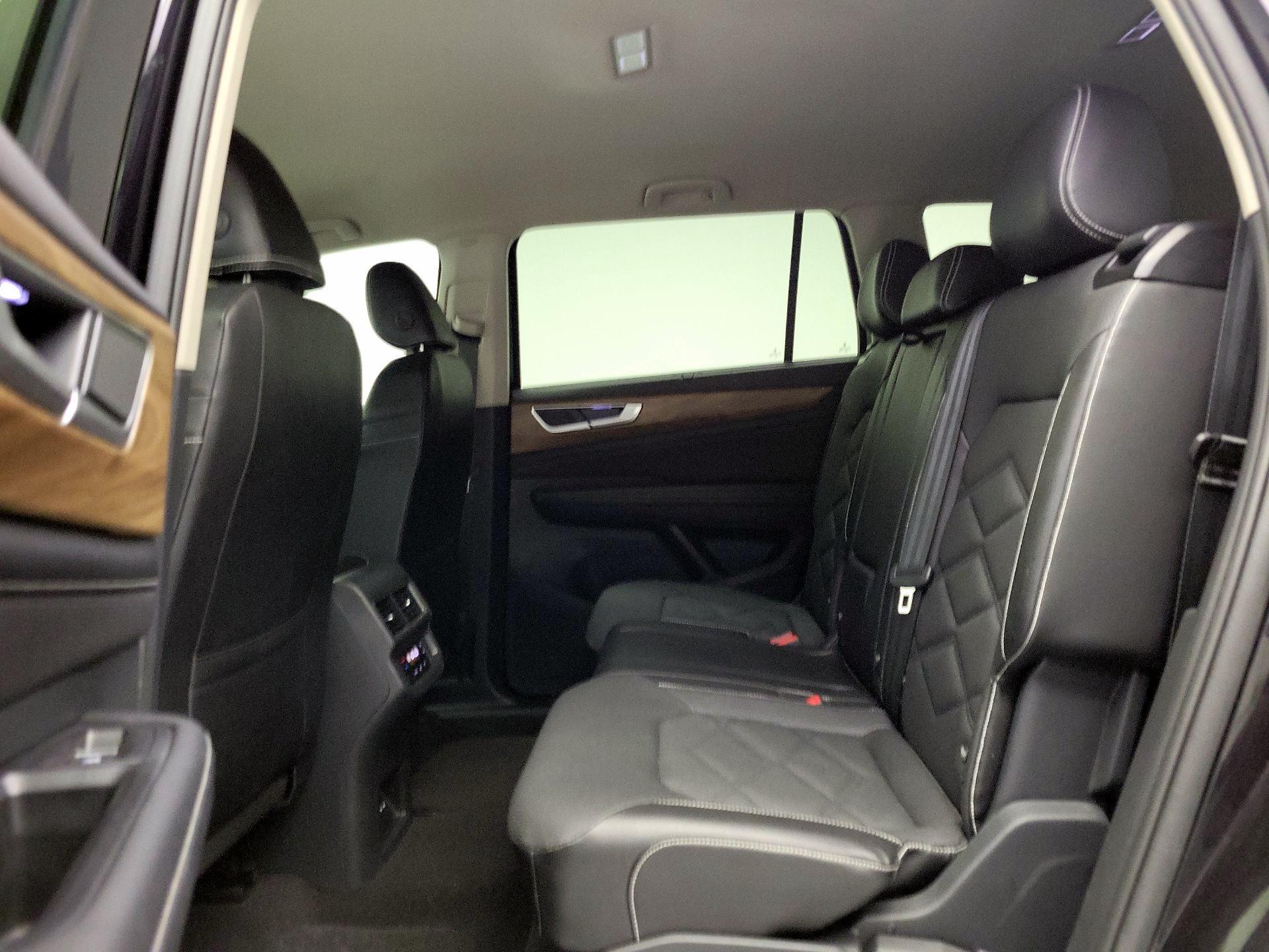 Thumbnail: 2024 Volkswagen Atlas - 19