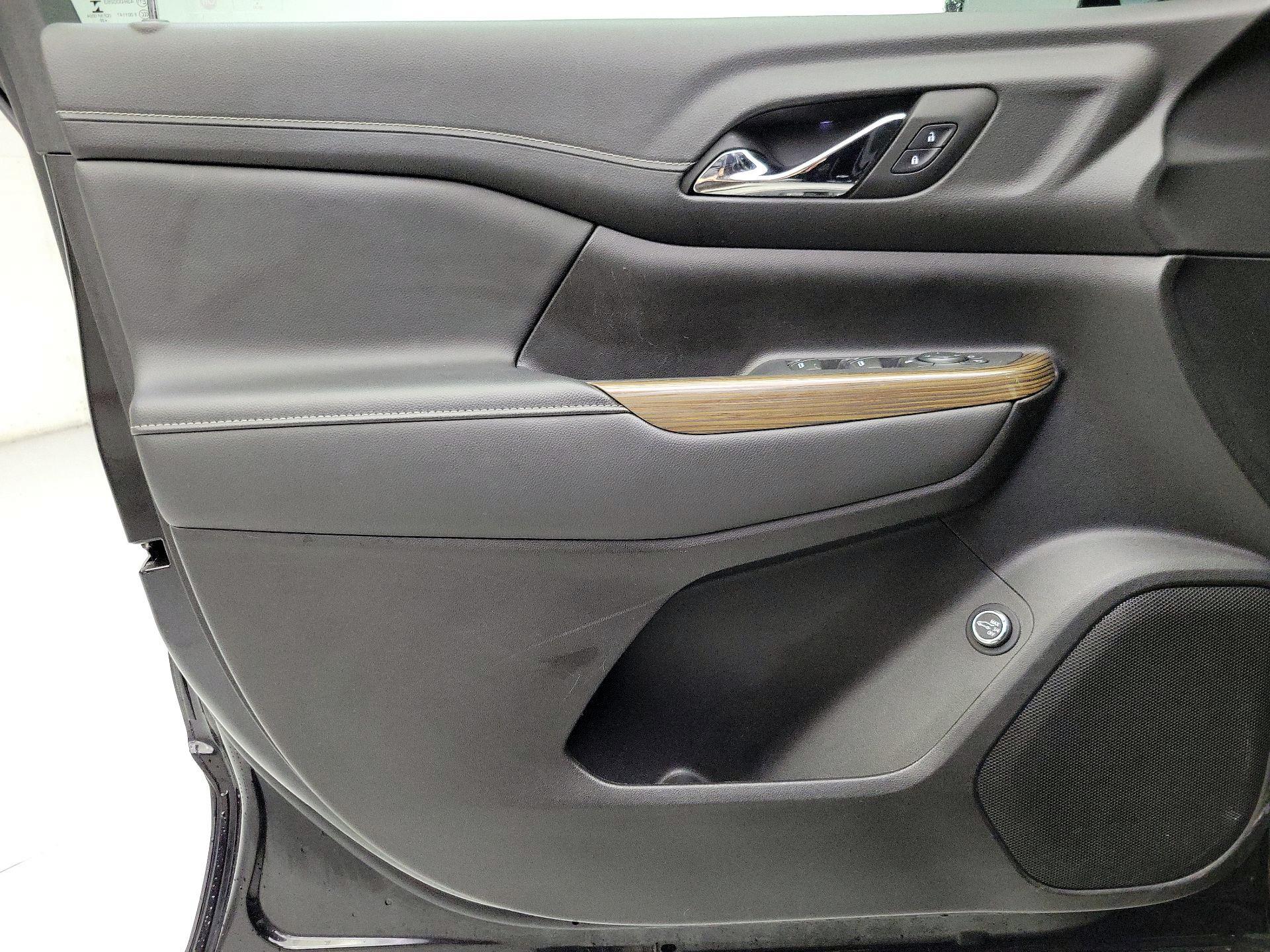 Thumbnail: 2023 GMC Acadia - 12