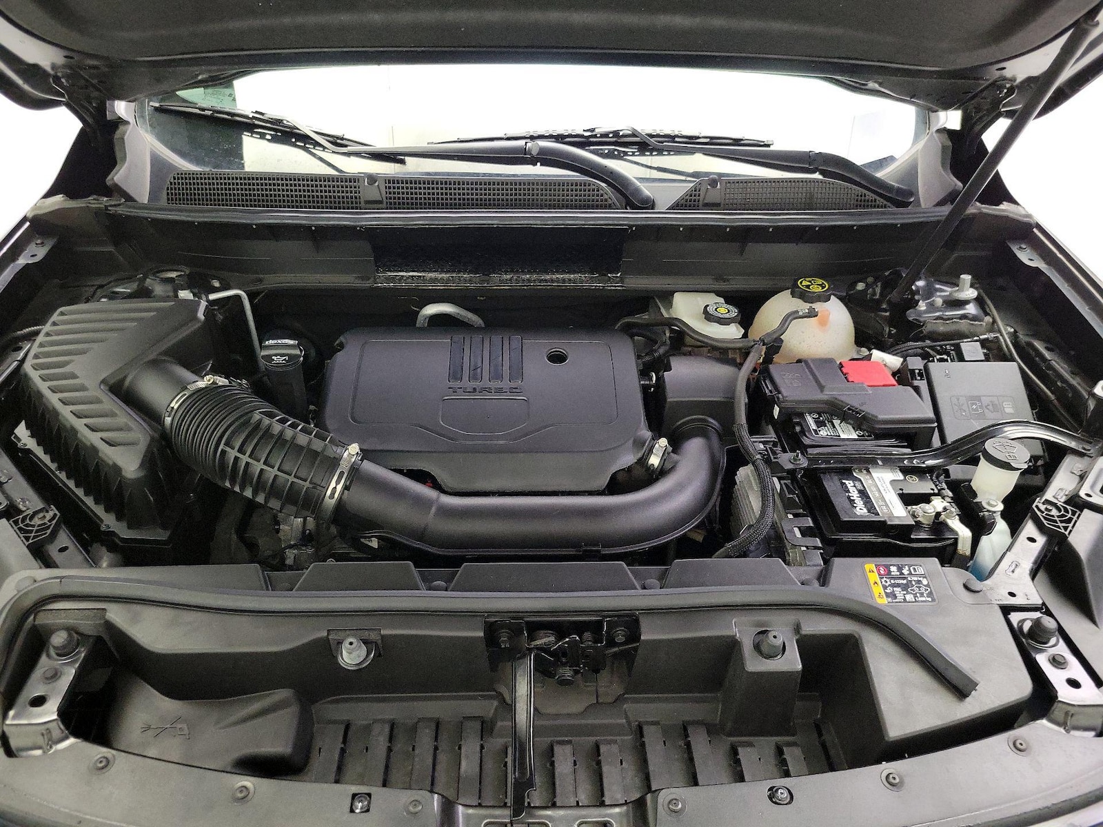 2023 GMC Acadia SLE - Photo 24