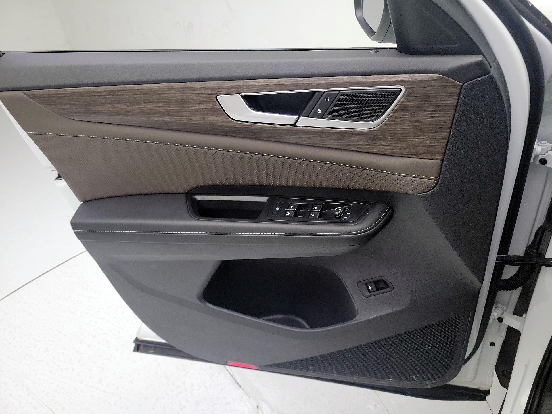 Thumbnail: 2025 Volkswagen Atlas - 12