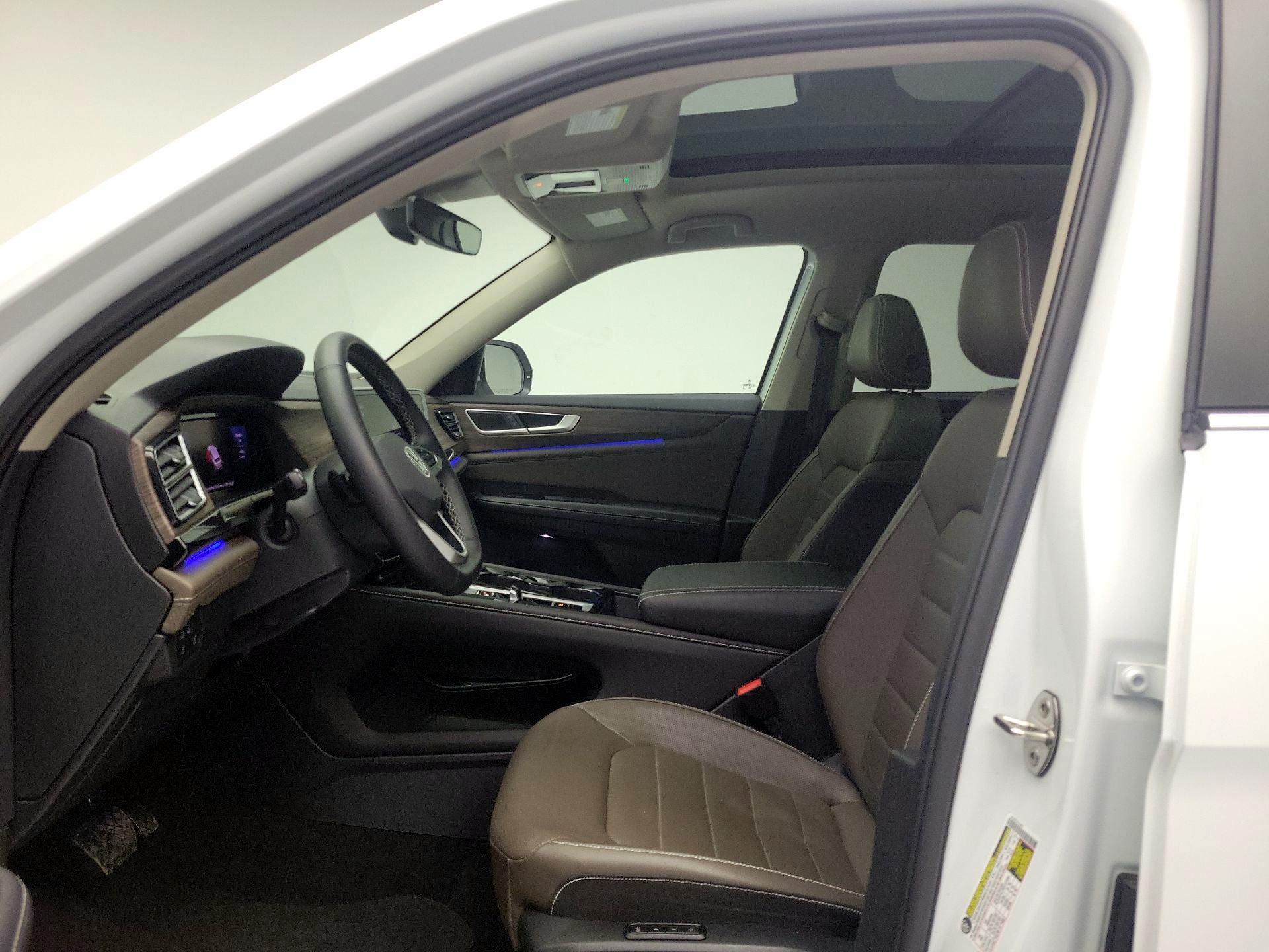 Thumbnail: 2025 Volkswagen Atlas - 20