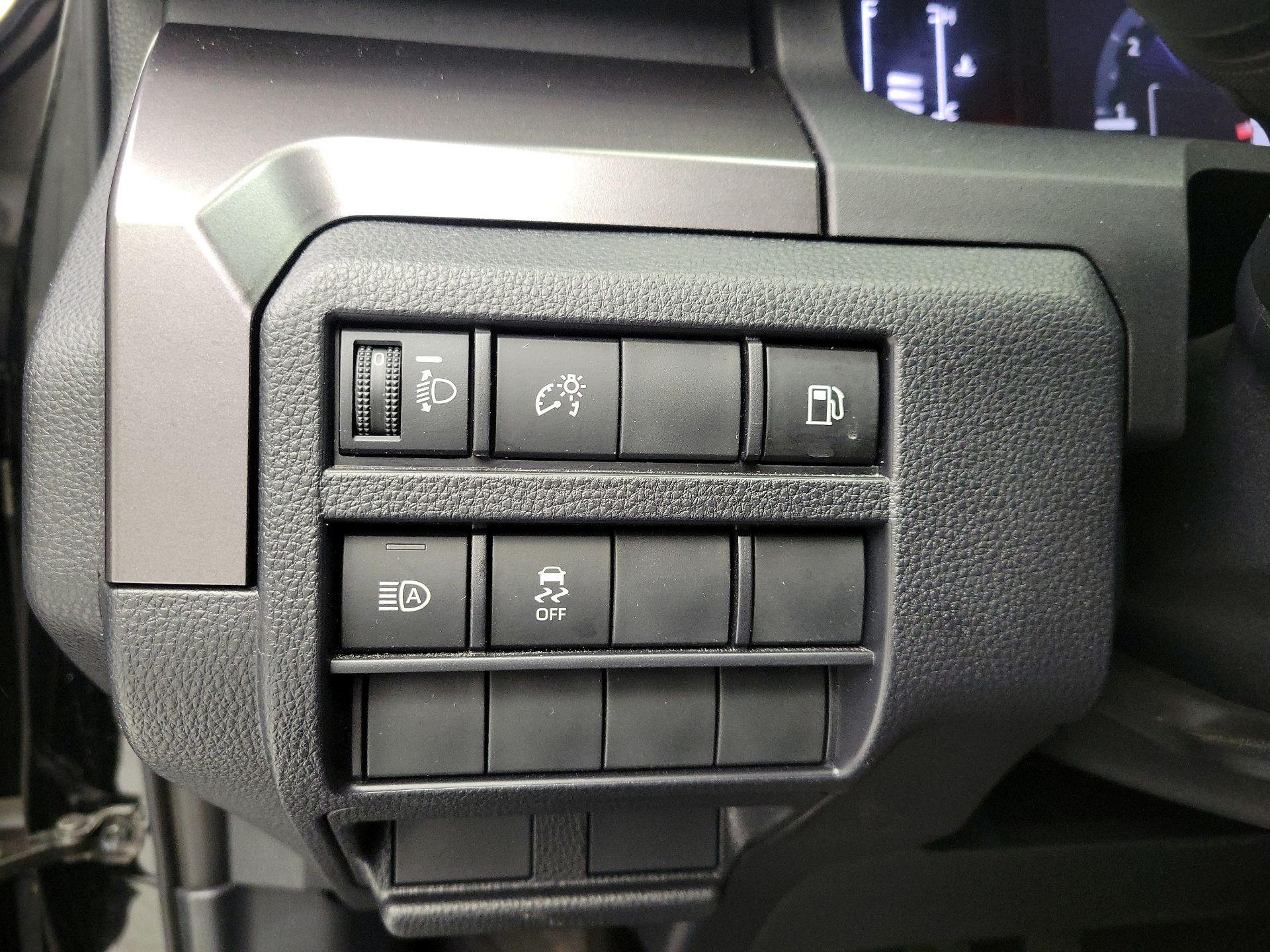 Thumbnail: 2025 Toyota 4Runner - 13