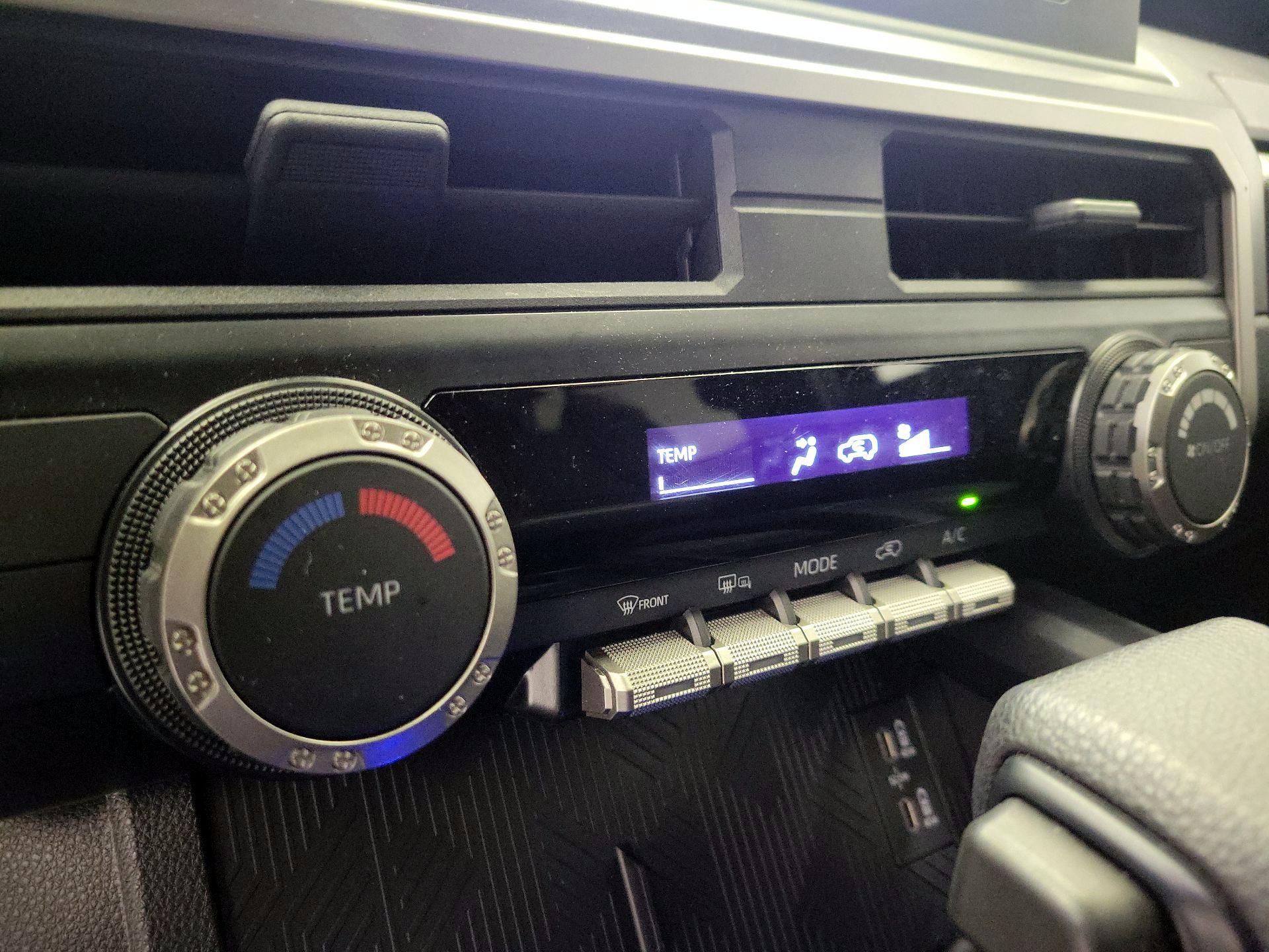 Thumbnail: 2025 Toyota 4Runner - 16