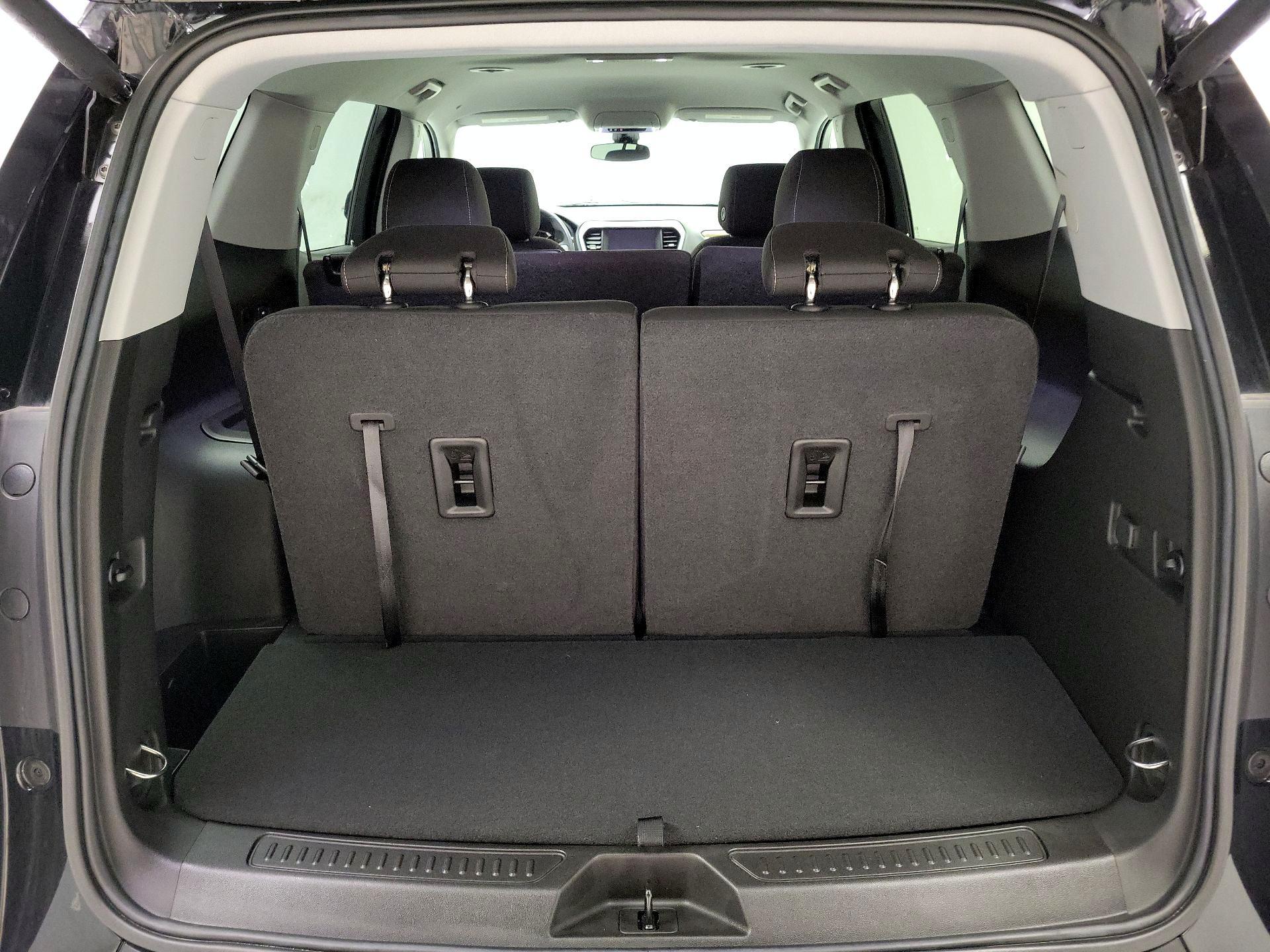 Thumbnail: 2023 GMC Acadia - 19