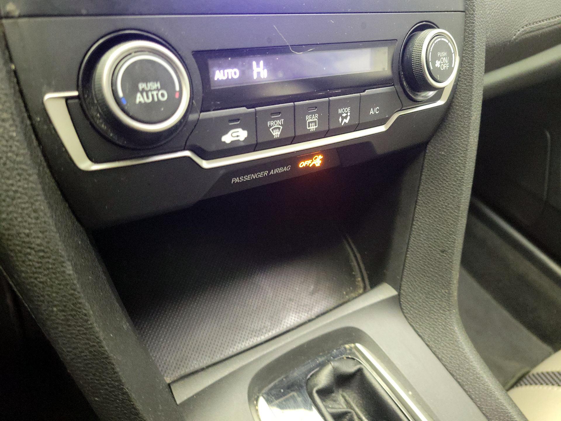 Thumbnail: 2020 Honda Civic - 16