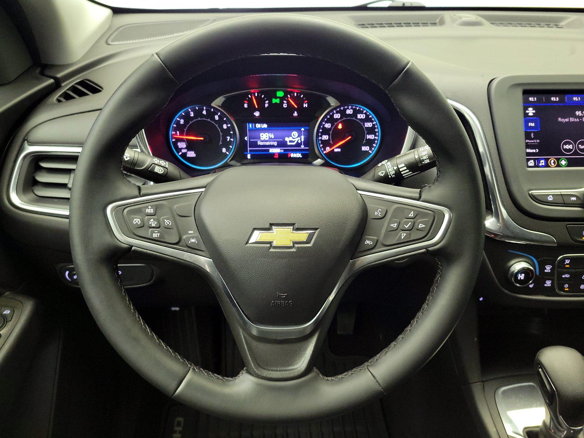 Thumbnail: 2023 Chevrolet Equinox - 10