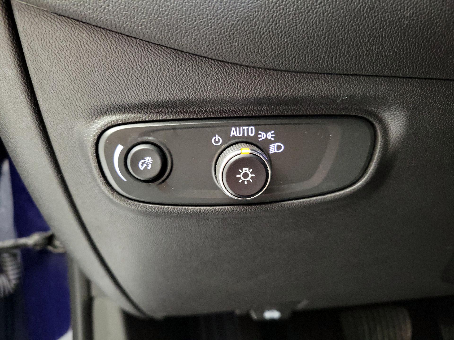 Thumbnail: 2023 Chevrolet Equinox - 13