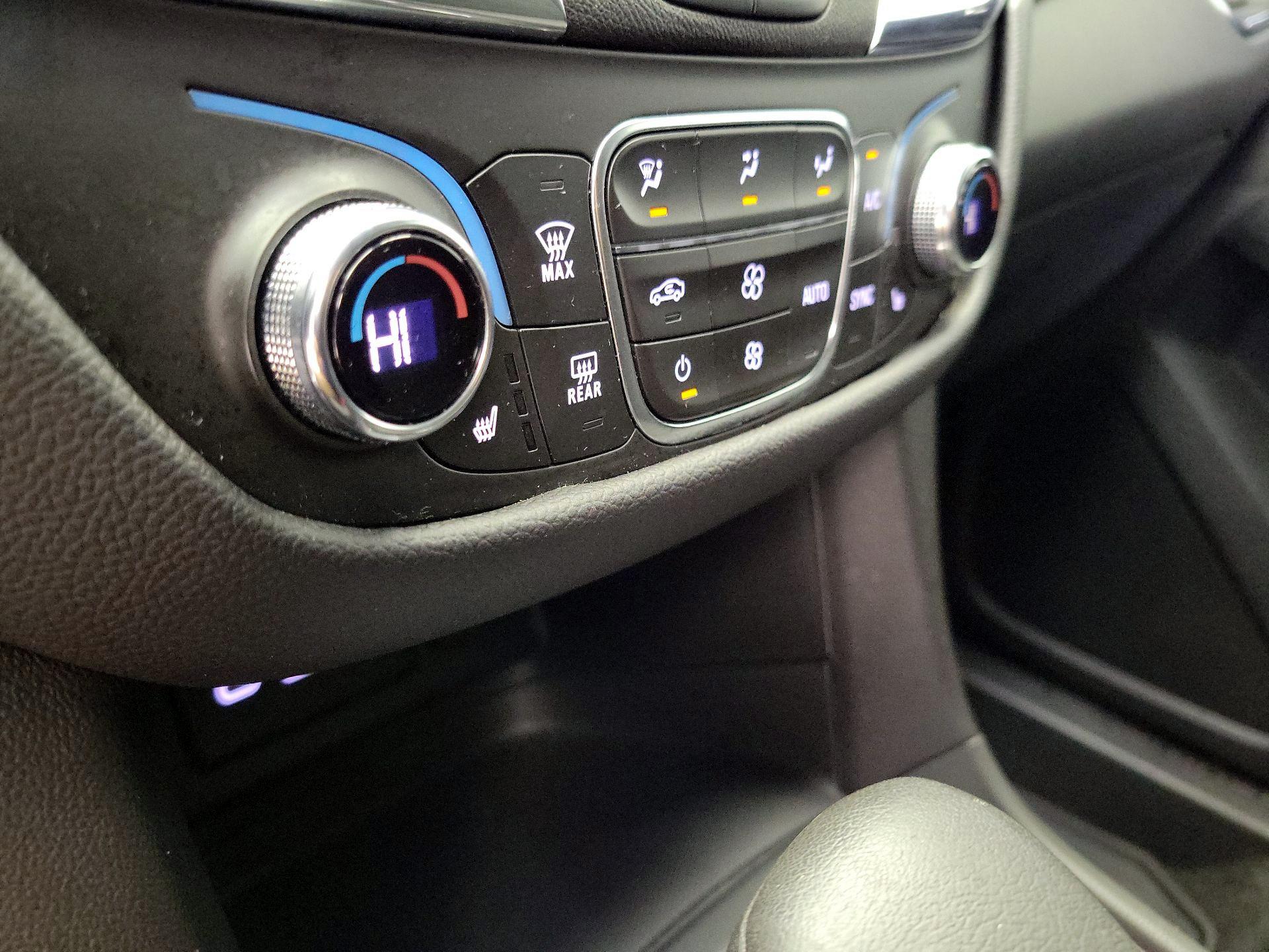 Thumbnail: 2023 Chevrolet Equinox - 16