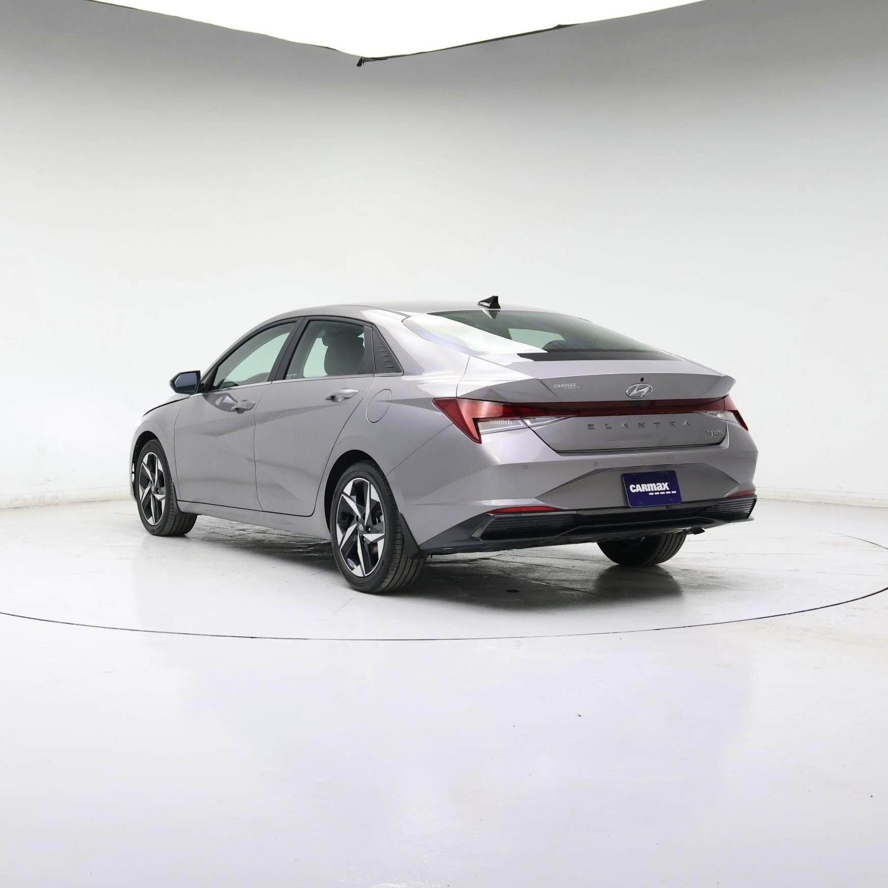 Thumbnail: 2023 Hyundai Elantra - 2