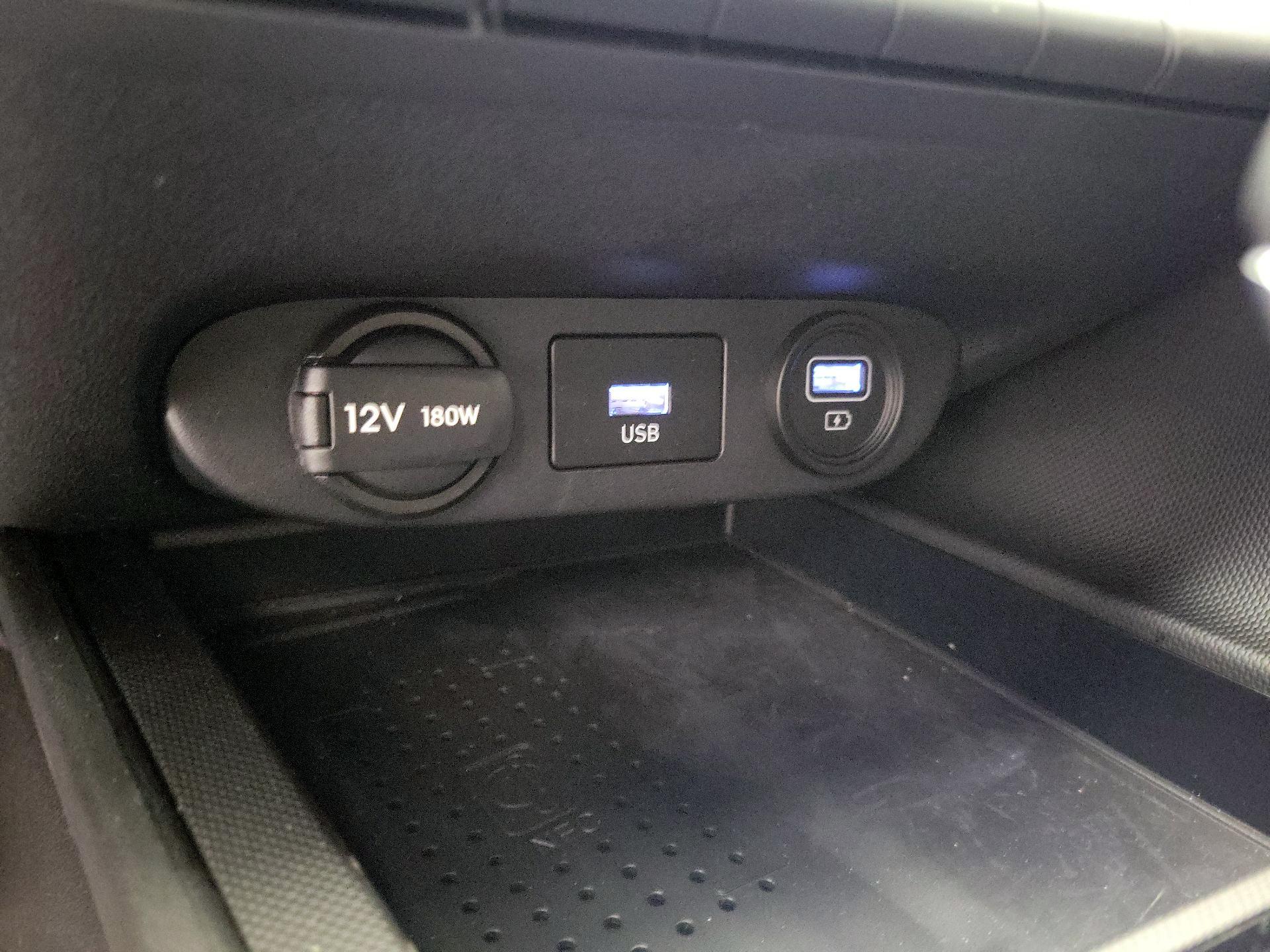 Thumbnail: 2023 Hyundai Elantra - 19