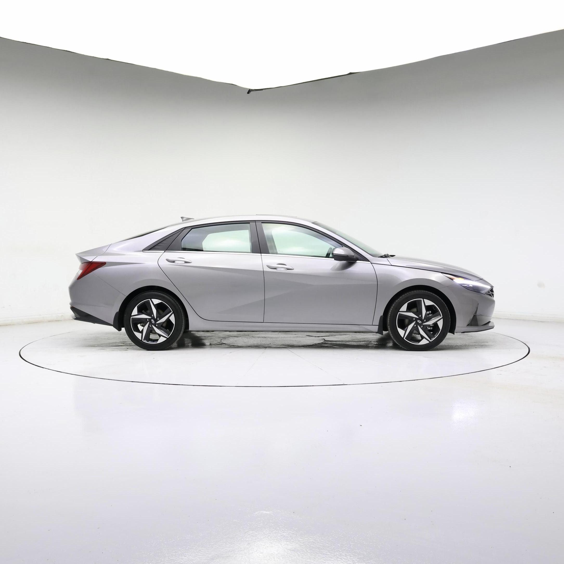 Thumbnail: 2023 Hyundai Elantra - 7