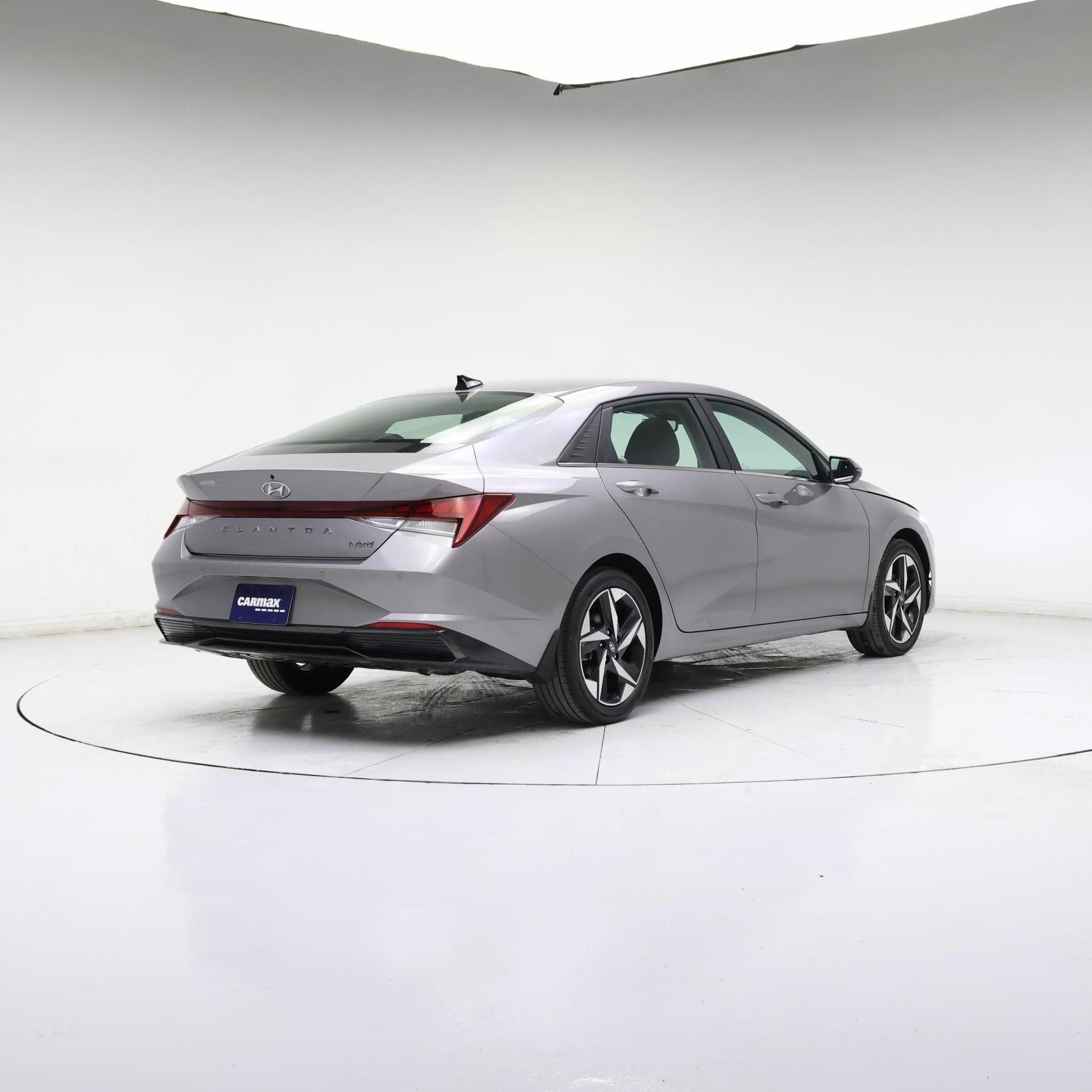 Thumbnail: 2023 Hyundai Elantra - 8