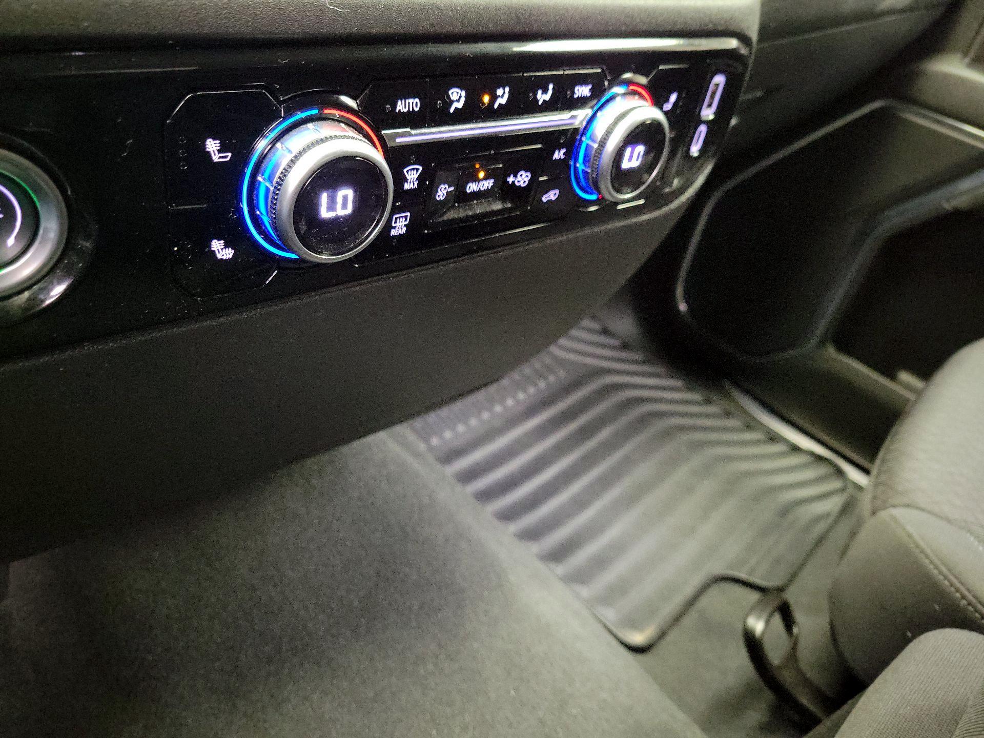 Thumbnail: 2022 GMC Sierra 1500 - 17