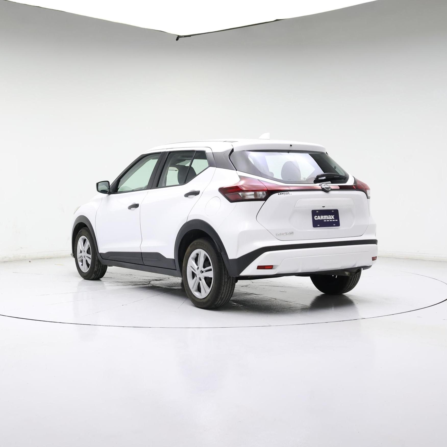 Thumbnail: 2022 Nissan Kicks - 2