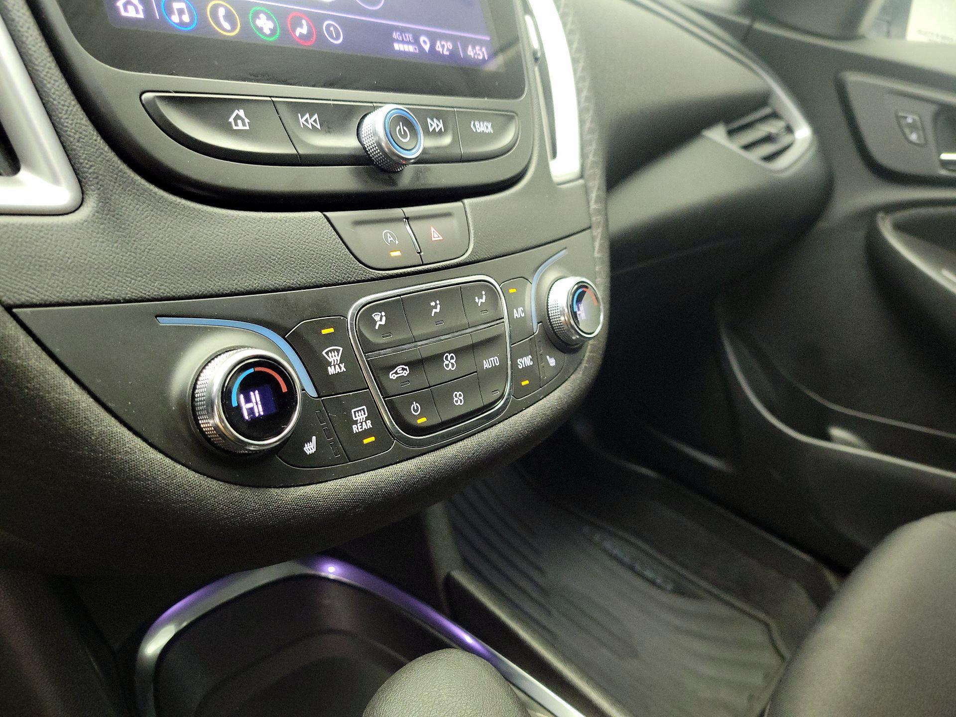 Thumbnail: 2023 Chevrolet Malibu - 16