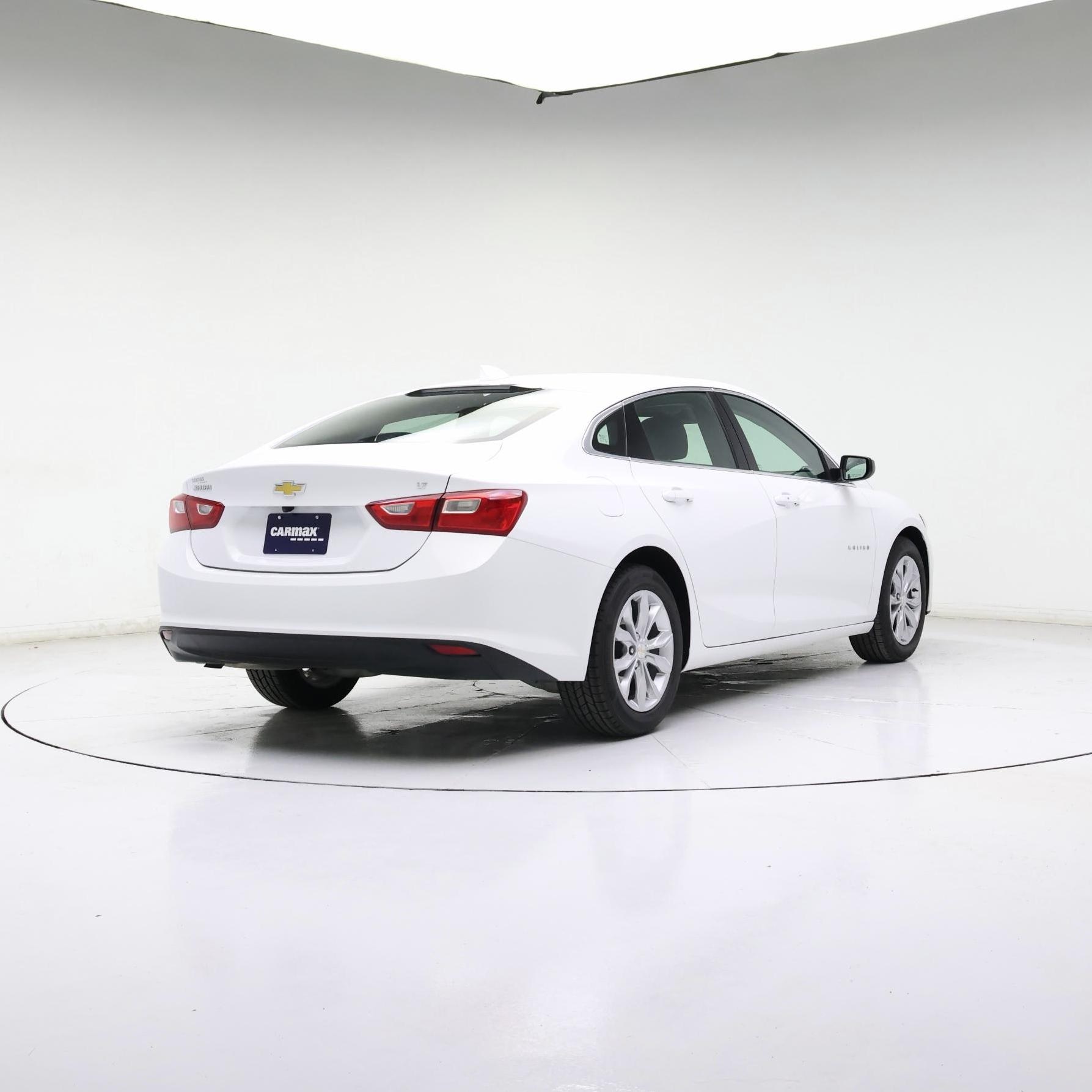 Thumbnail: 2023 Chevrolet Malibu - 8