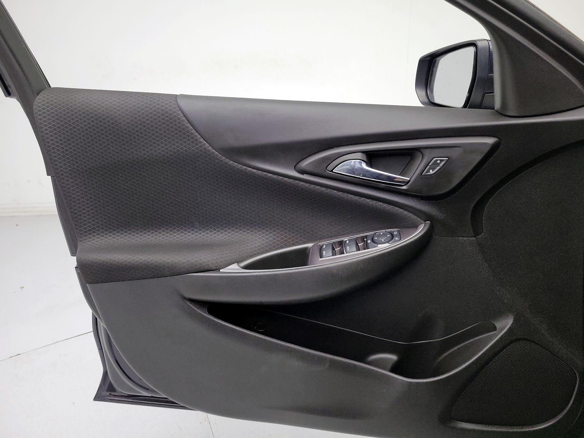 Thumbnail: 2023 Chevrolet Malibu - 12