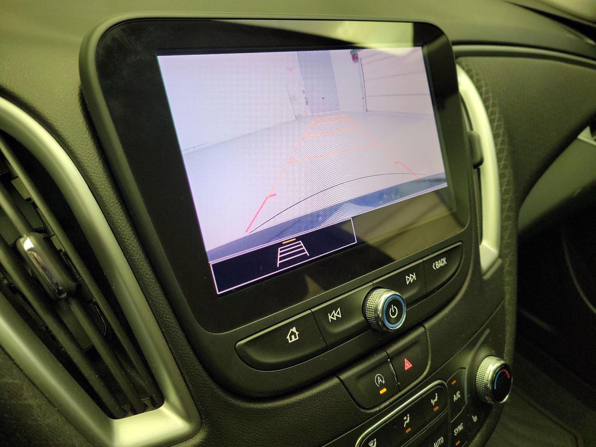 Thumbnail: 2023 Chevrolet Malibu - 14